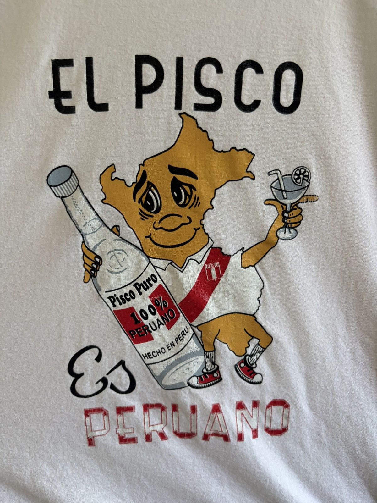 Vintage Vintage 90s Peru El Pisco Es Peruano Alcohol Novelty Tee M/L Size US L / EU 52-54 / 3 - 2 Thumbnail