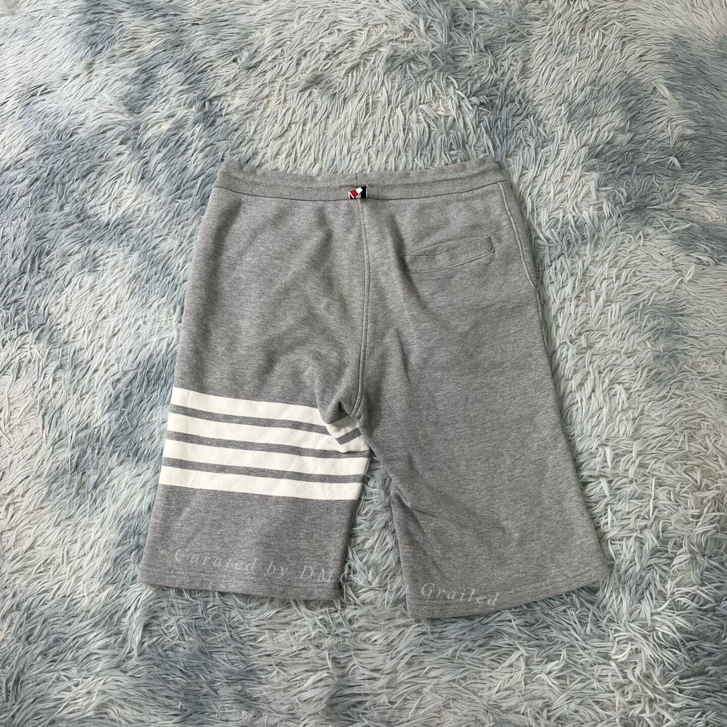 Thom Browne THOM BROWNE Four-Stripe Shorts Size US 26 / EU 42 - 2 Thumbnail