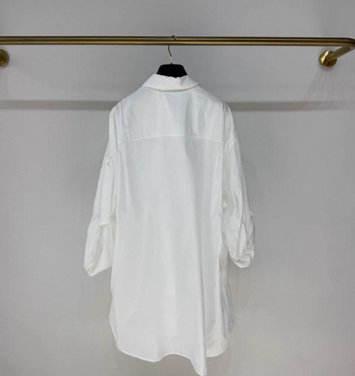 The Row The row size 0Mid-length long-sleeved shirt Size US XS / EU 42 / 0 - 2 Thumbnail