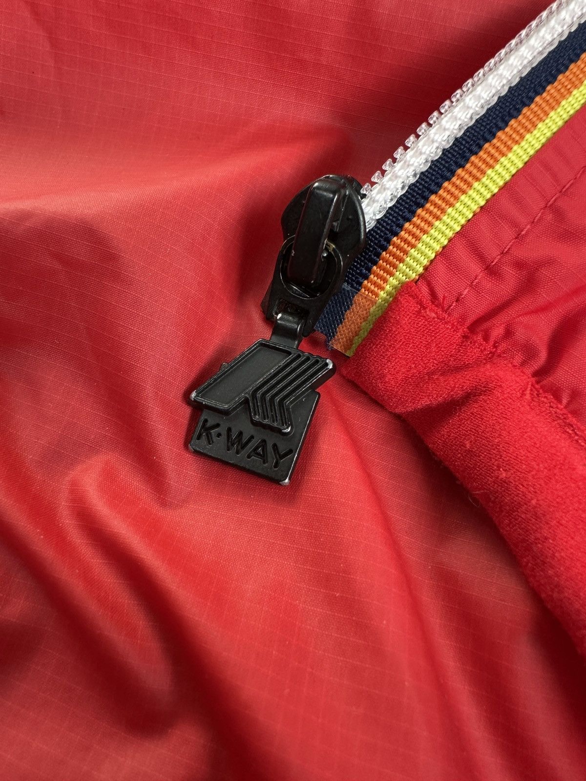 K-Way K-Way Le Vrai 3.0 Claude Waterproof Packable Red Jacket sz M Size US M / EU 48-50 / 2 - 16 Thumbnail