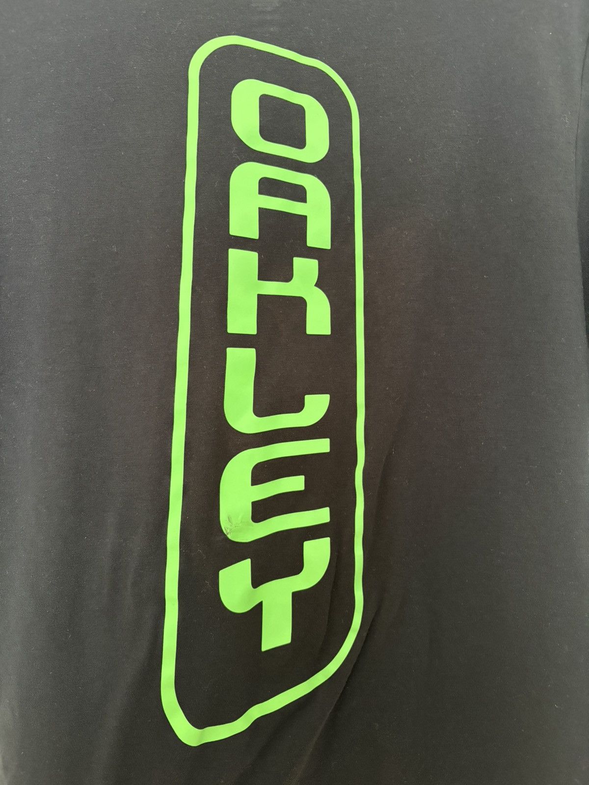 Oakley Oakley black and green t-shirt Size US M / EU 48-50 / 2 - 3 Thumbnail