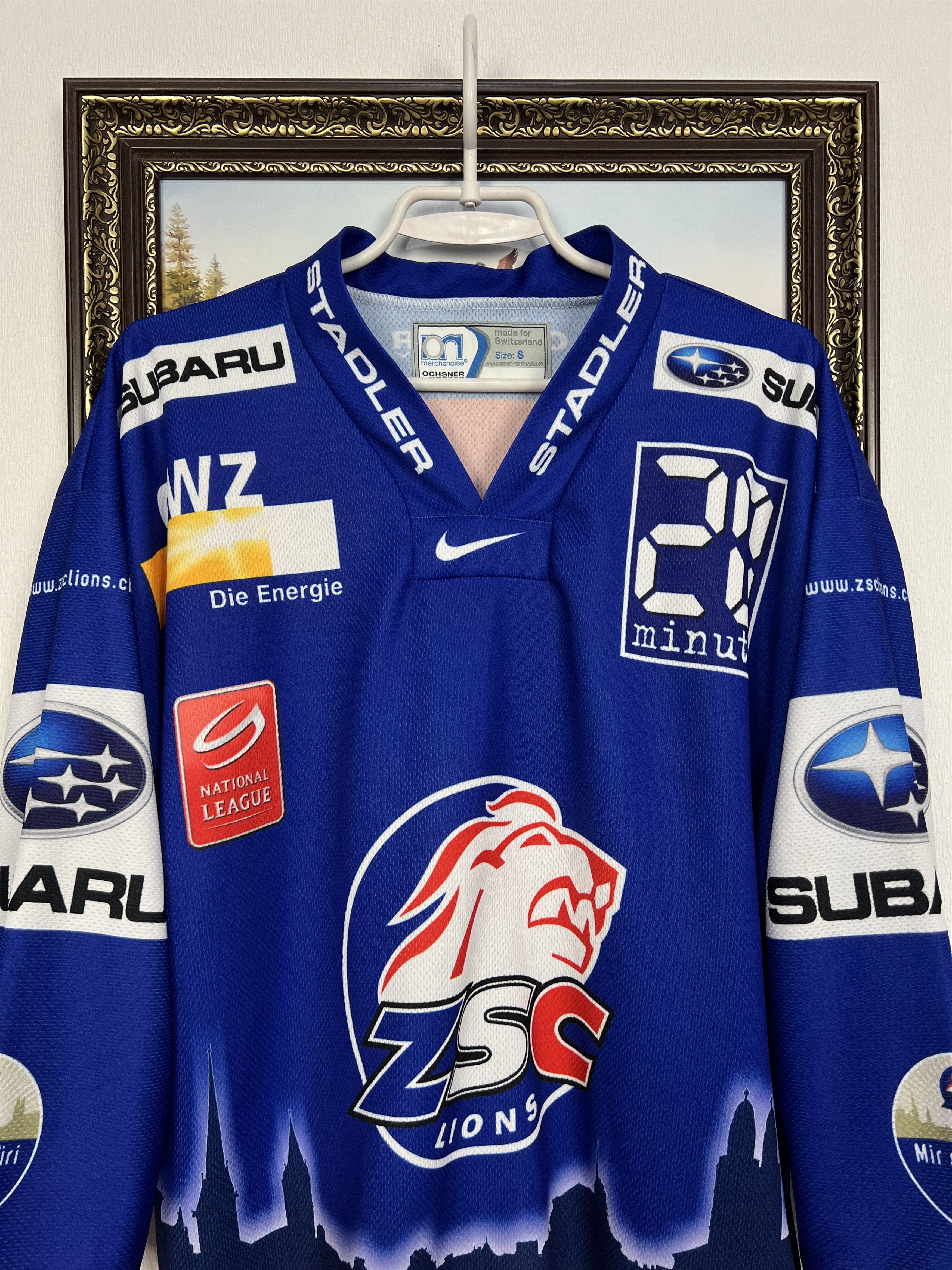 Nike Vintage ZSC Lions Hockey Jersey Switzerland Trikot Shirt Size US S / EU 44-46 / 1 - 2 Thumbnail
