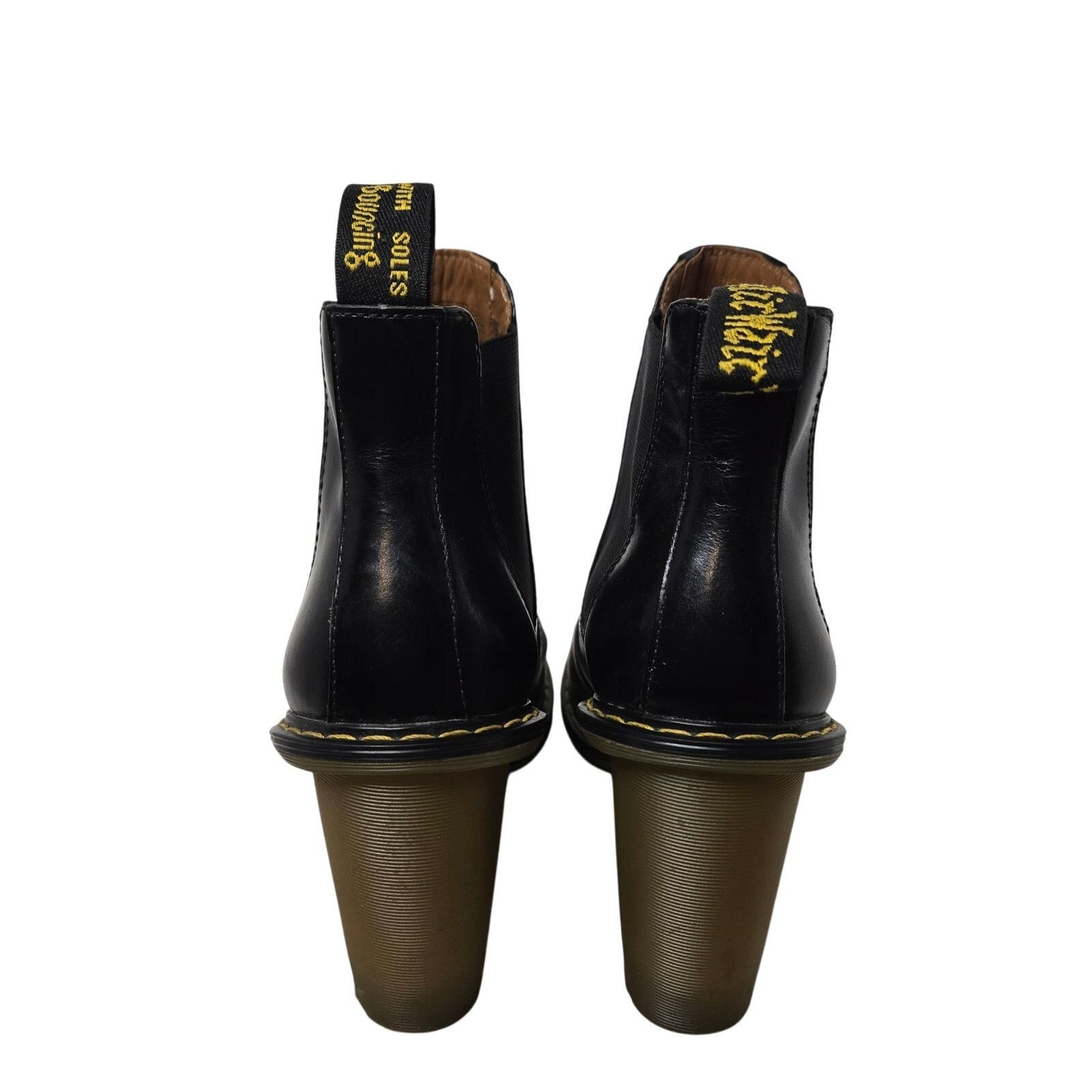 Dr. Martens Dr. Martens Eloise Chelsea Boot heel bootie black leather 7 Size US 7 / IT 37 - 4 Thumbnail