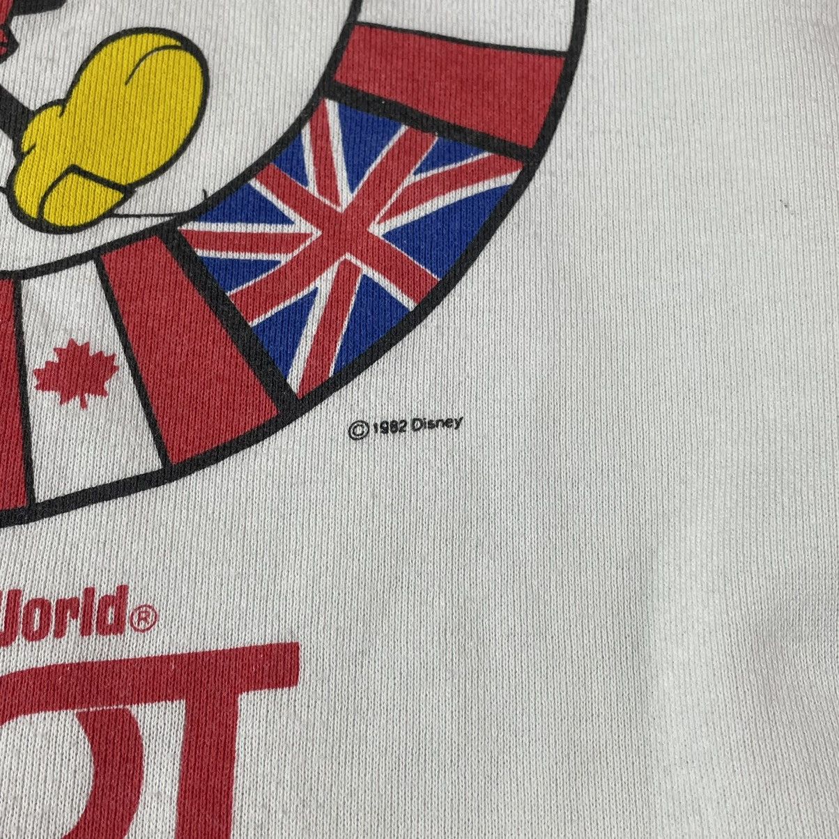 Disney × Vintage 1982 Walt Disney World Mickey Mouse Center Flags Sweatshirt Size US L / EU 52-54 / 3 - 6 Thumbnail