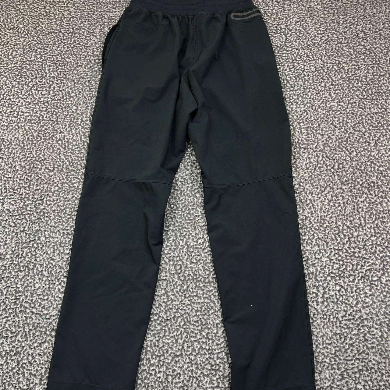 Under Armour Under Armour Golf Sweatpants Men M Drawstring Pocket 28x31 Size US 28 / EU 44 - 2 Thumbnail