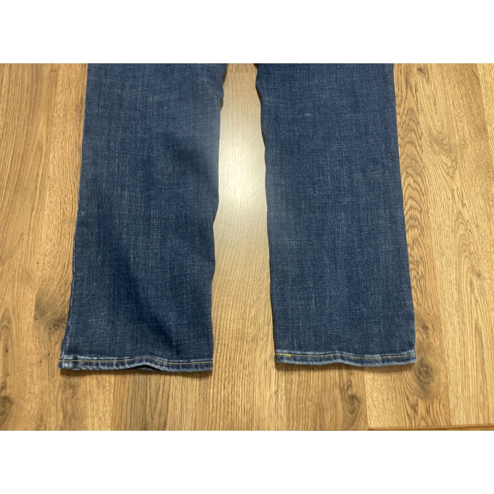 Levi's Levi's Jeans Women's Size 29 Blue Denim Classic Straight Pockets Size 29" - 5 Thumbnail