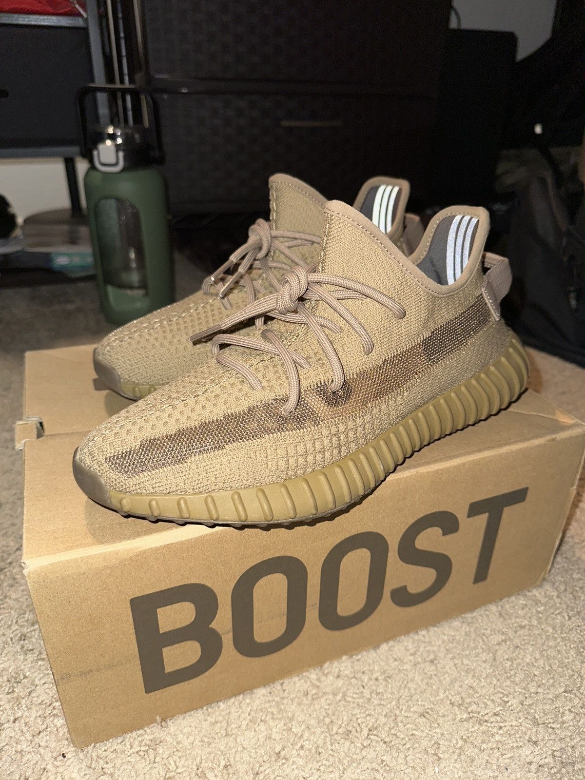 Adidas Yeezy boost 350 v2 “earth” Size US 9.5 / EU 42-43 - 1 Thumbnail