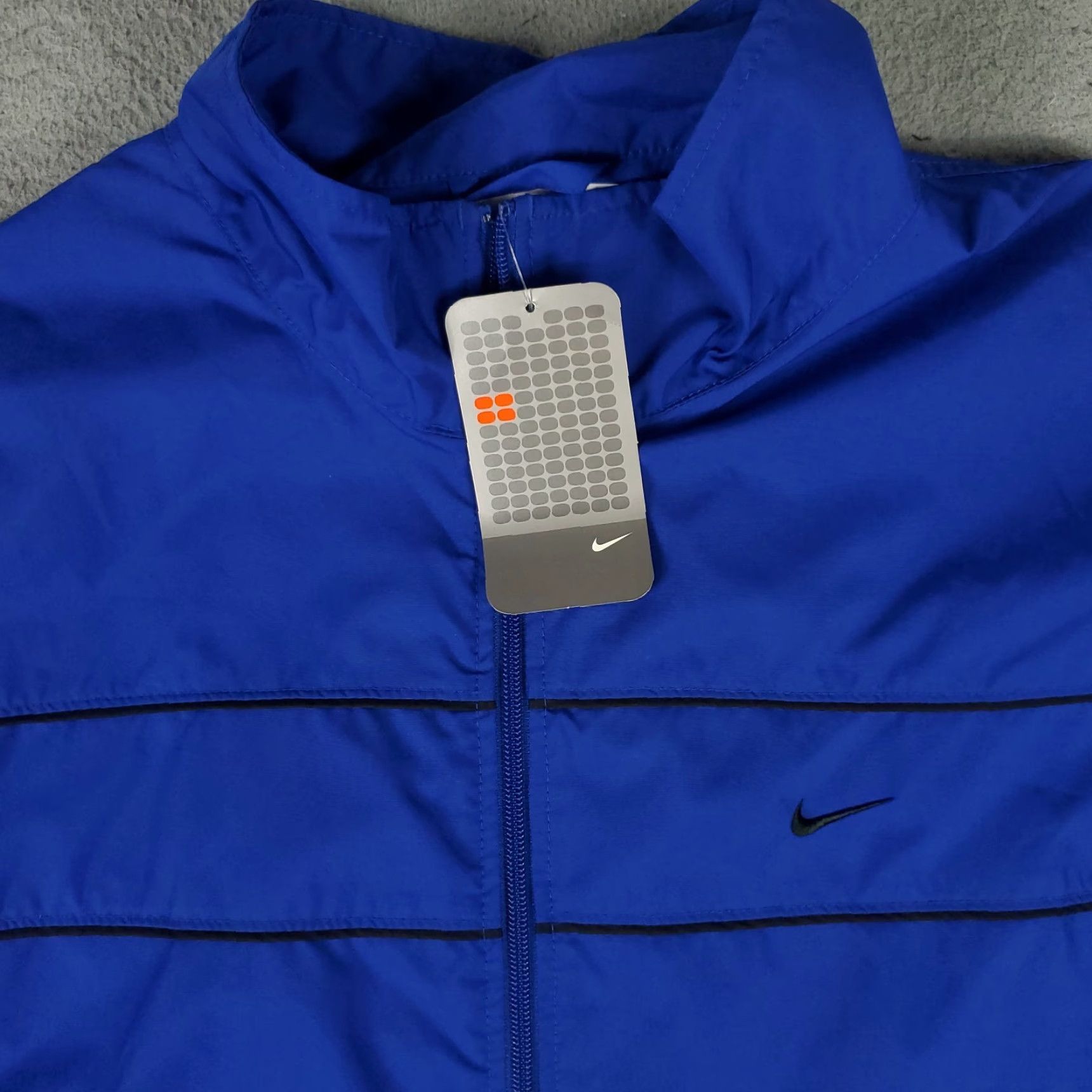 Nike VINTAGE Nike Jacket Mens 2XL Blue Deadstock Full Zip Windbreaker Black Solid ZIP Jacket Mens 2XL Nike Windbreaker Winter Spring Fall Sports Size US XXL / EU 58 / 5 - 2 Thumbnail