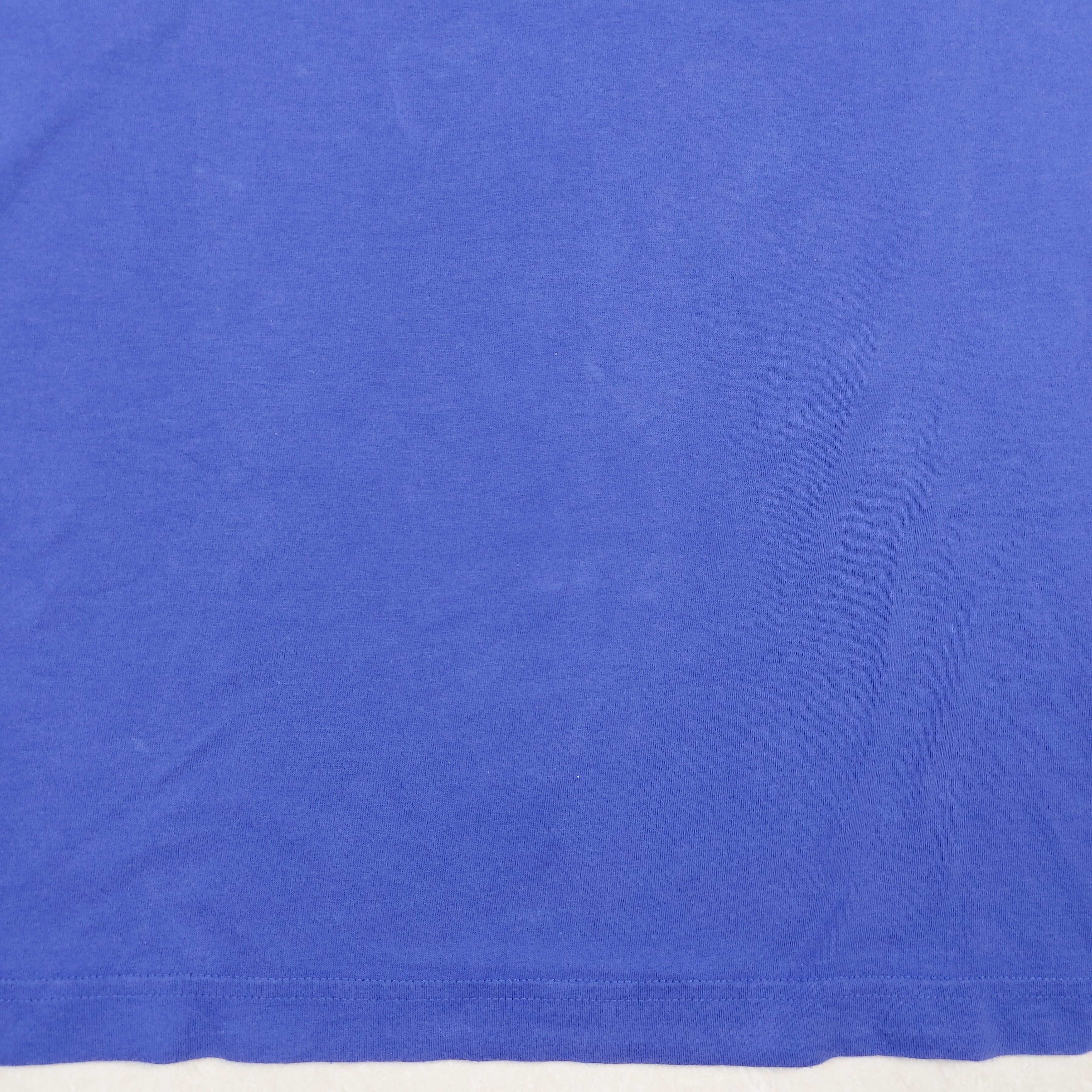 Anime Vintage 2007 One Piece Anime Roronoa Zoro Wanted Poster TEE Size US M / EU 48-50 / 2 - 12 Thumbnail