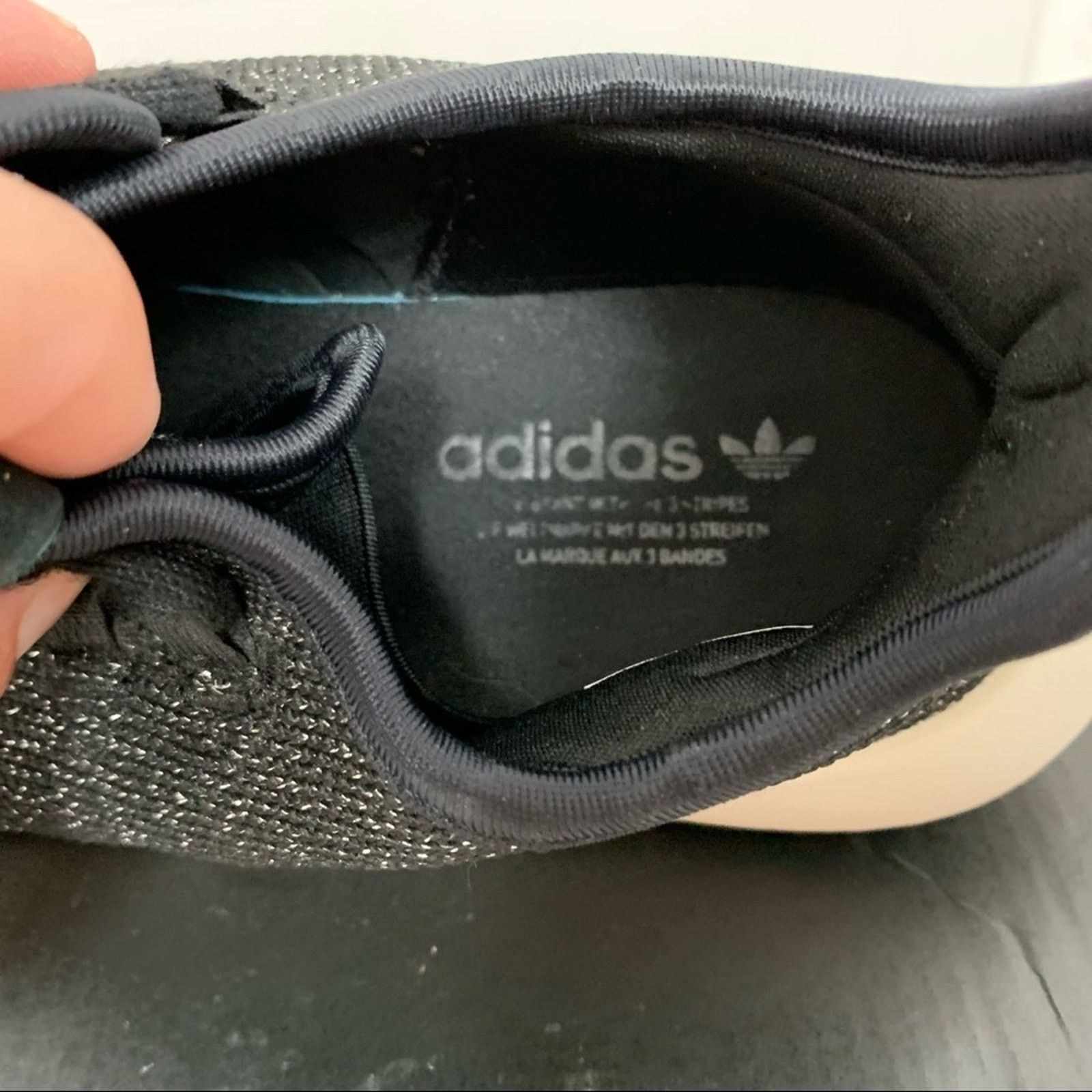 Adidas ADIDAS TUBULAR SHADOW BOOST ATHLETIC SHOES SZ 6 BLACK CREAM Size US 6 / IT 36 - 4 Thumbnail