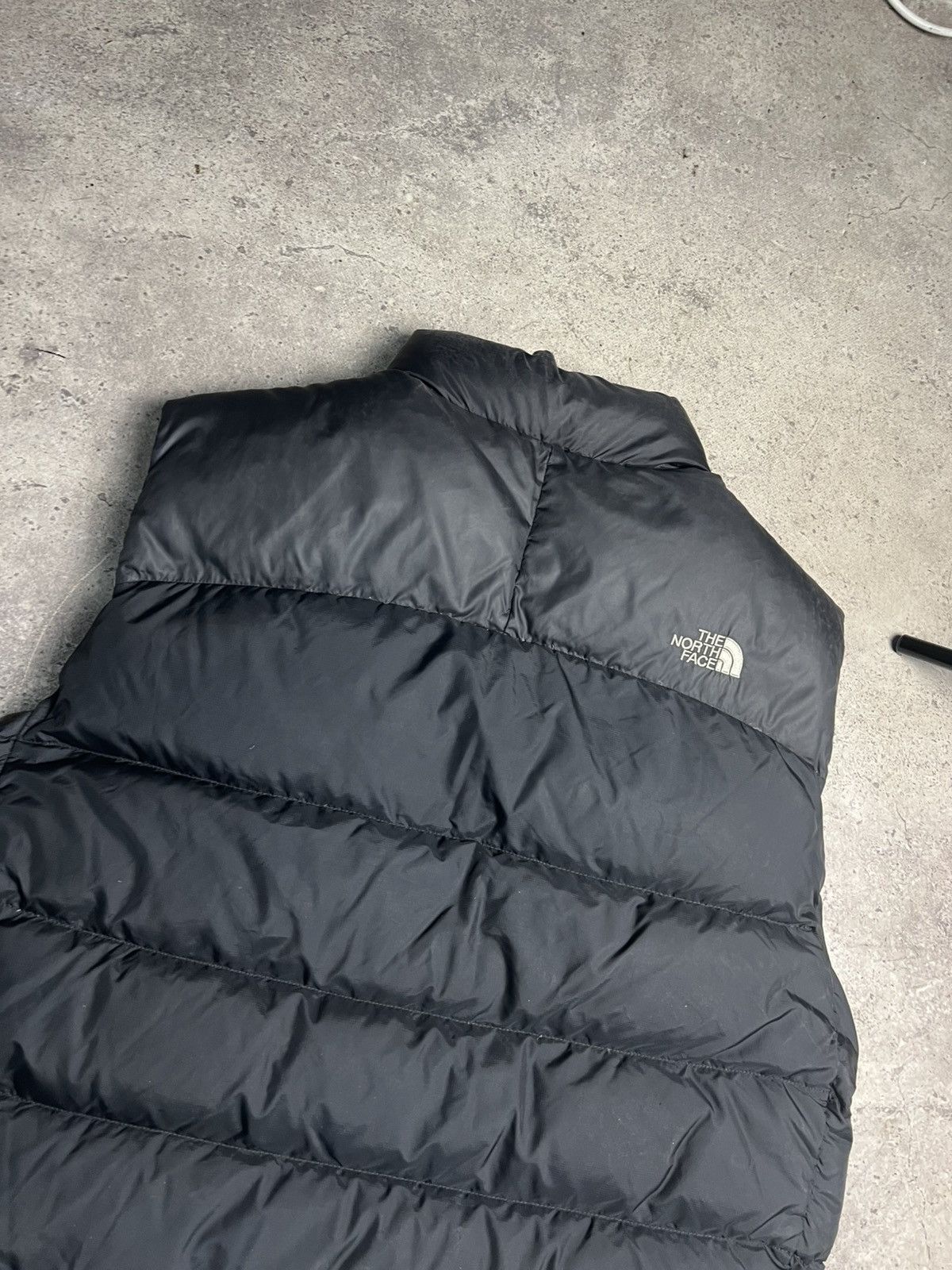 The North Face THE NORTH FACE Vest Down Nuptse Puffer 700 Black Men’s Size US XL / EU 56 / 4 - 16 Thumbnail