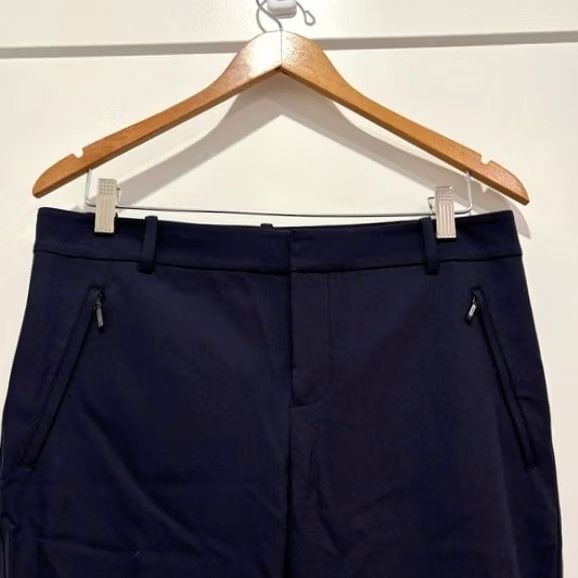 Lord & Taylor LORD & TAYLOR Navy Blue Flat Front Zip Pocket Ankle Pants Size 10 Size 32" / US 10 / IT 46 - 2 Thumbnail