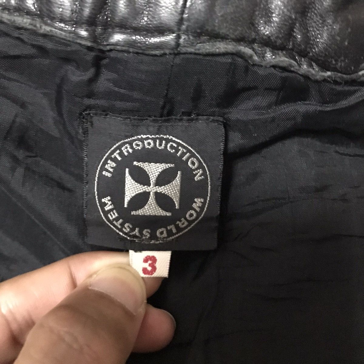 accept offer - short pants lambskin