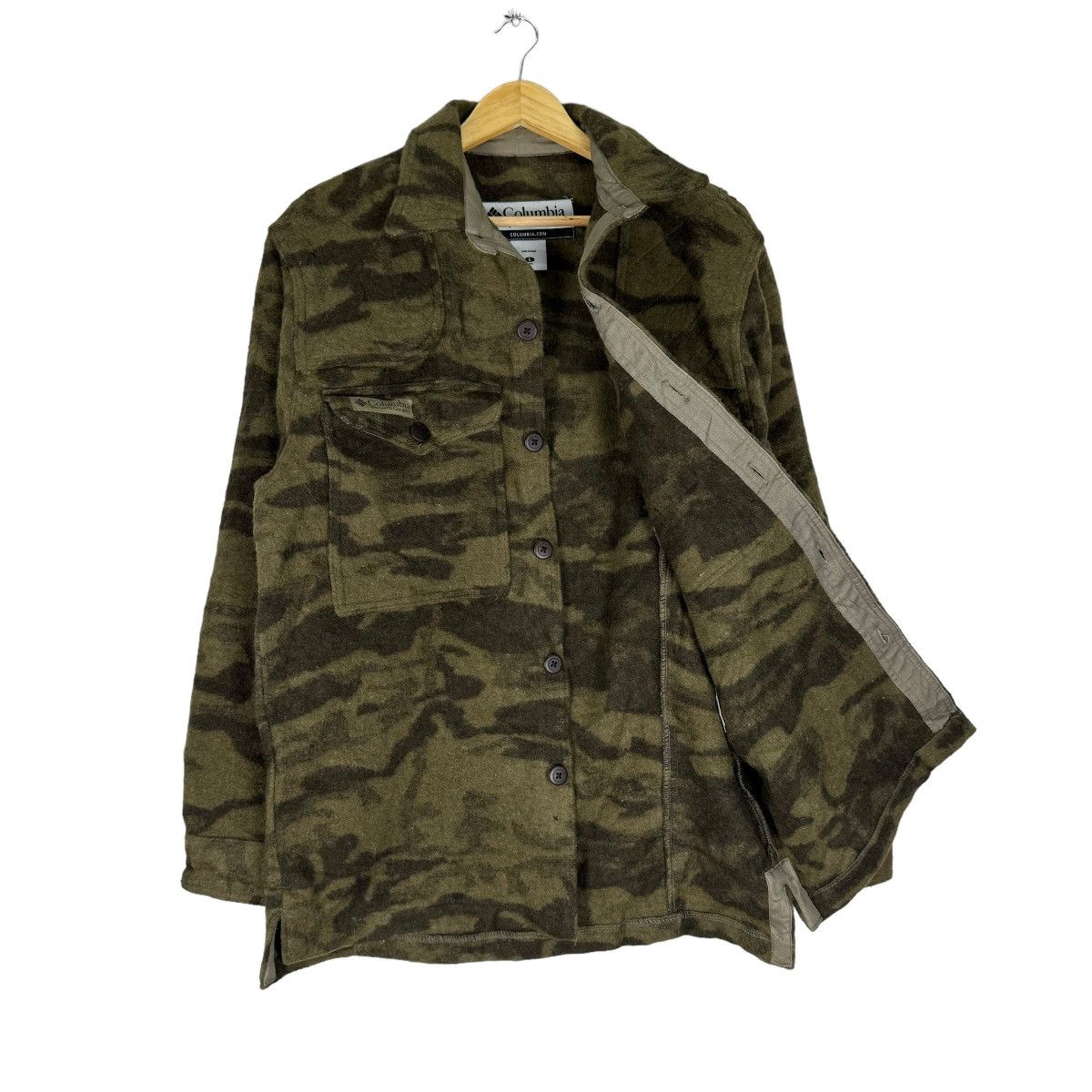 Columbia × Hunter ⚡️COLUMBIA CAMOUFLAGE HUNTING BUTTON JACKET Size US S / EU 44-46 / 1 - 7 Thumbnail