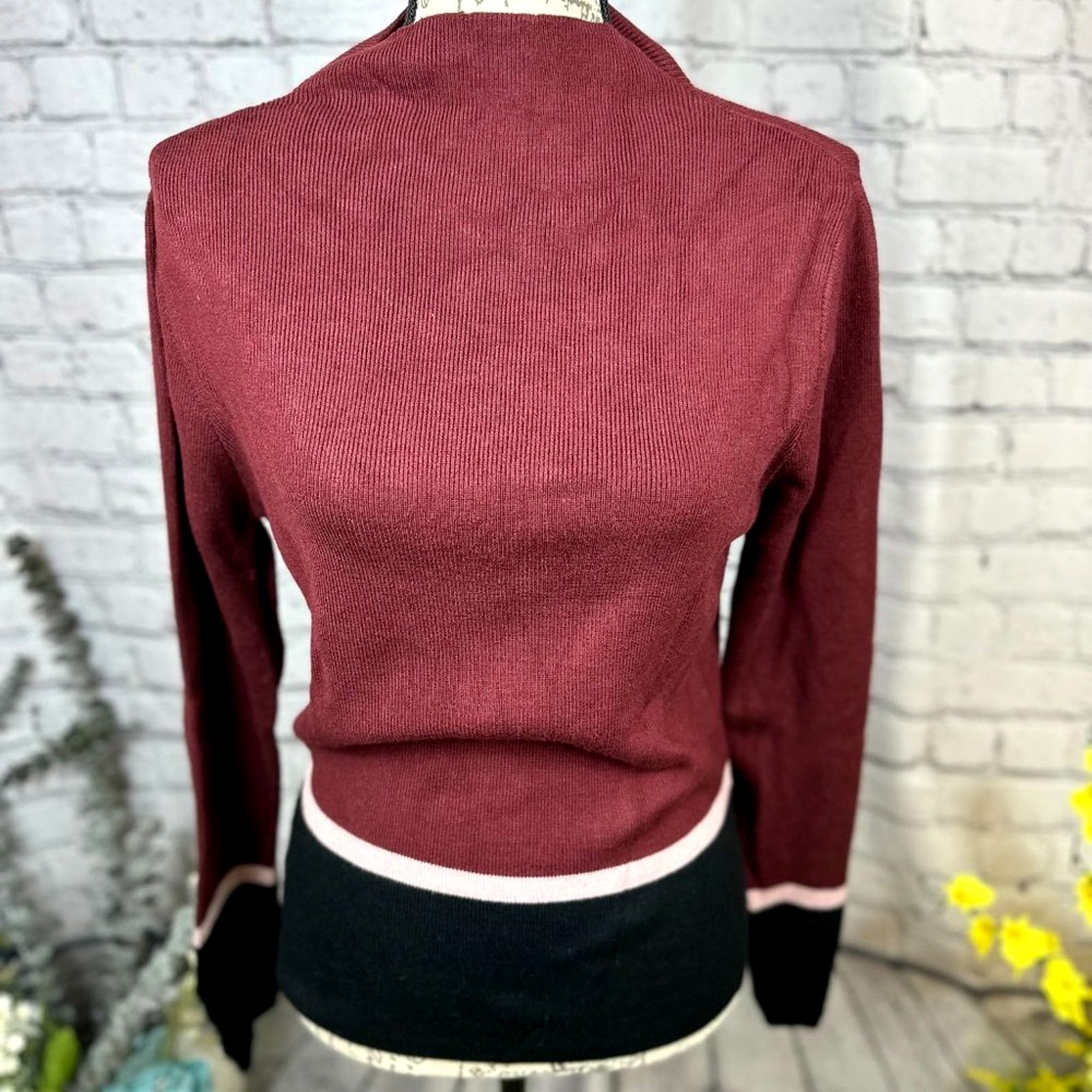 Other Cliche Burgundy Pink Black ColorBlock Striped Sweater Size L Size L / US 10 / IT 46 - 7 Thumbnail