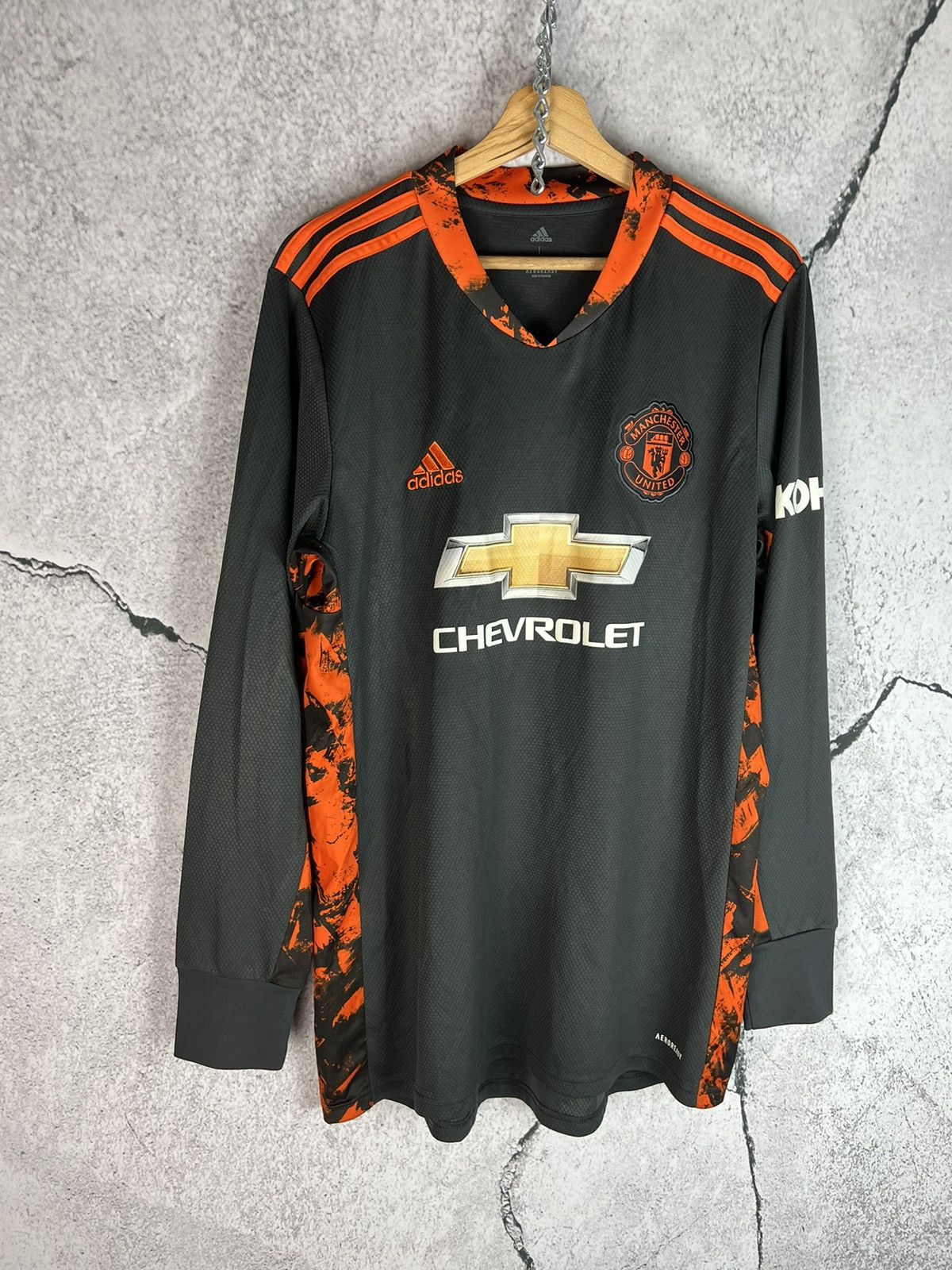 Adidas Manchester United Chevrolet 2020 jersey longs leeve Adidas Size US L / EU 52-54 / 3 - 1 Thumbnail