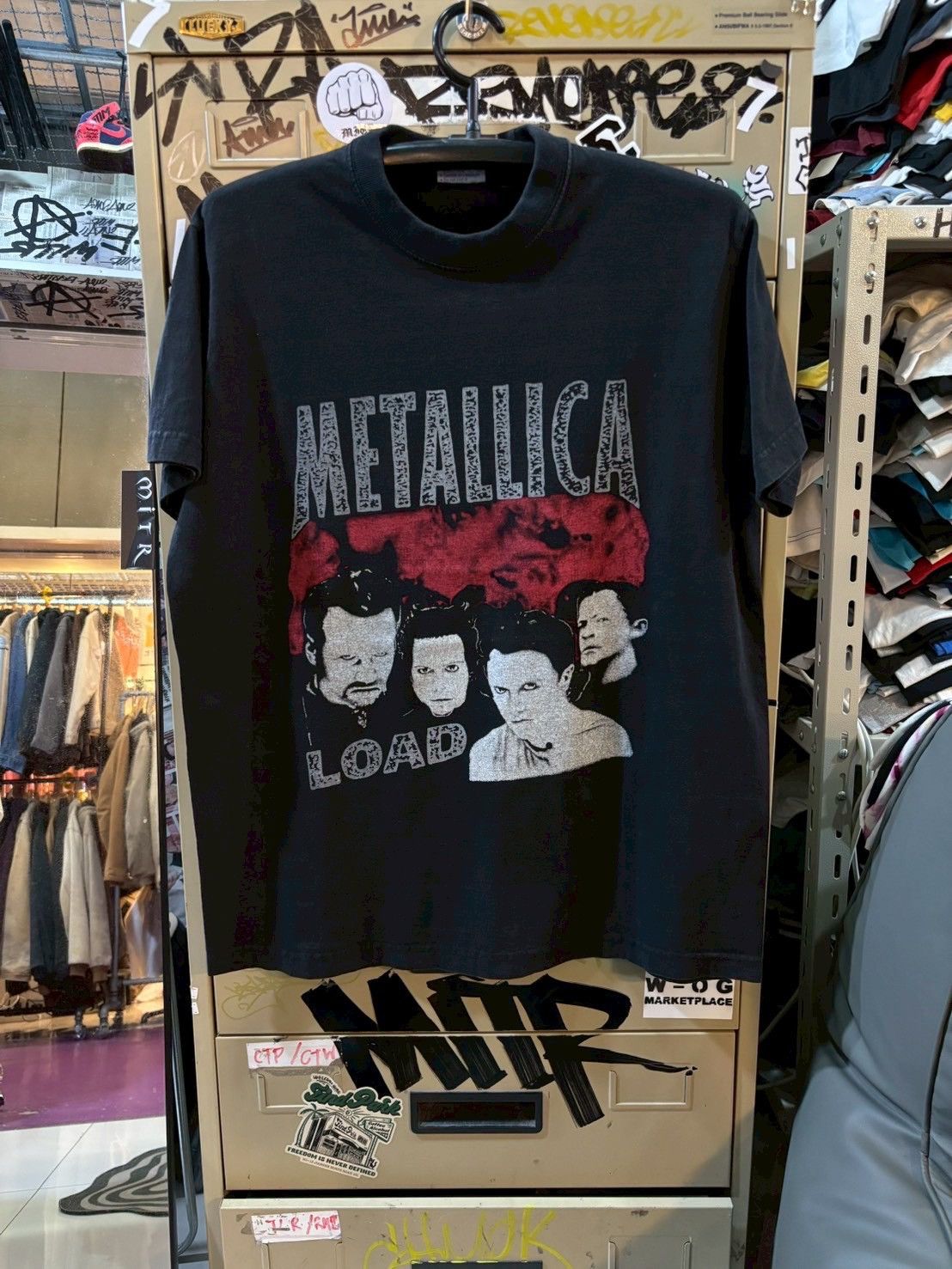 Metallica Vintage Metallica T shirt 1997’s Size US M / EU 48-50 / 2 - 1 Thumbnail