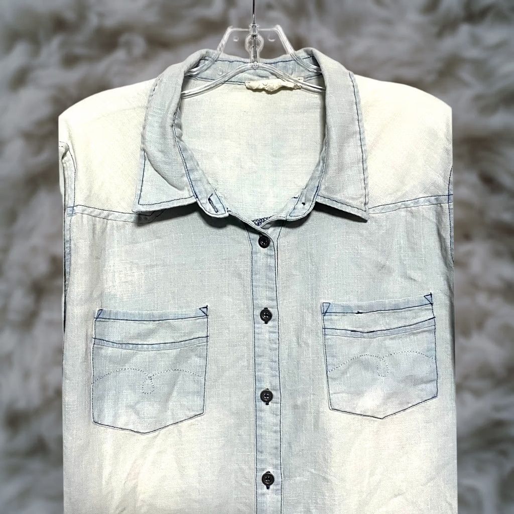 Vintage ODDY Button Shirt Western Distressed Blue White Ombre Tunic Blouse Womens XXL Shirt Women Regular 2XL Blue Distressed Ombre Button-Up Size XXL / US 16-18 / IT 52-54 - 1 Thumbnail