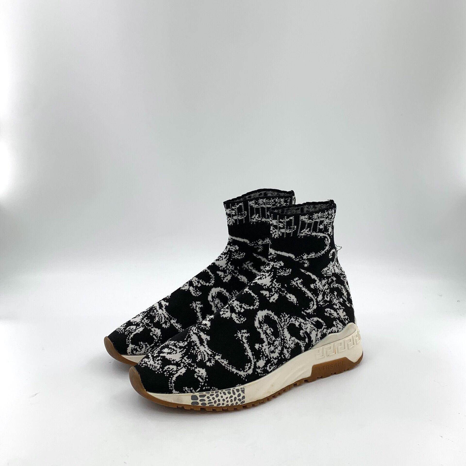 Versace Versace Casual Black Hitop Sneakers 41 Men Size US 8.5 / EU 41-42 - 1 Thumbnail