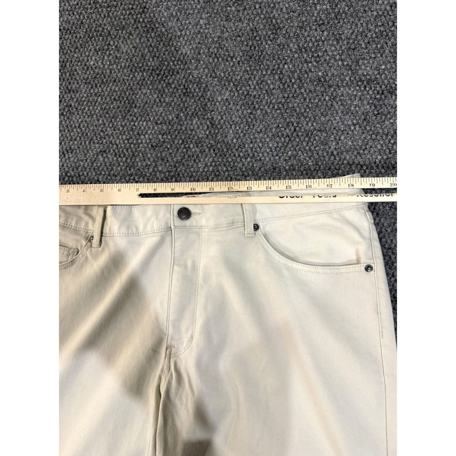 Quiksilver Quiksilver Jeans Mens 38x29 White Regular Fit Straight Leg Stretch Denim Pants Size US 38 / EU 54 - 6 Thumbnail