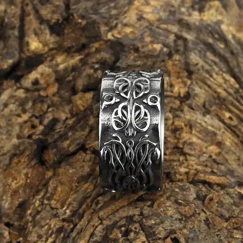 Vintage Viking Pirate Keltron Ring ( size 9-13) Size ONE SIZE - 4 Thumbnail