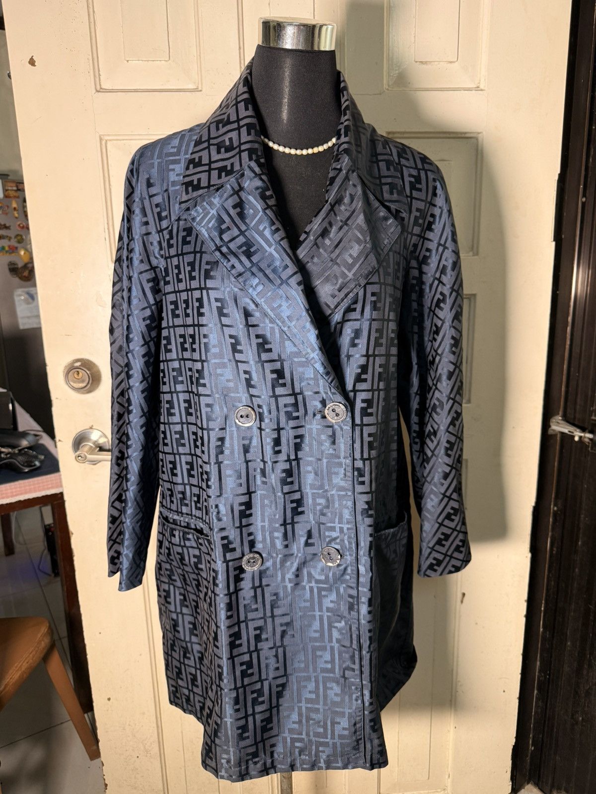 Fendi Fendi Trench coat Size L / US 10 / IT 46 - 2 Thumbnail