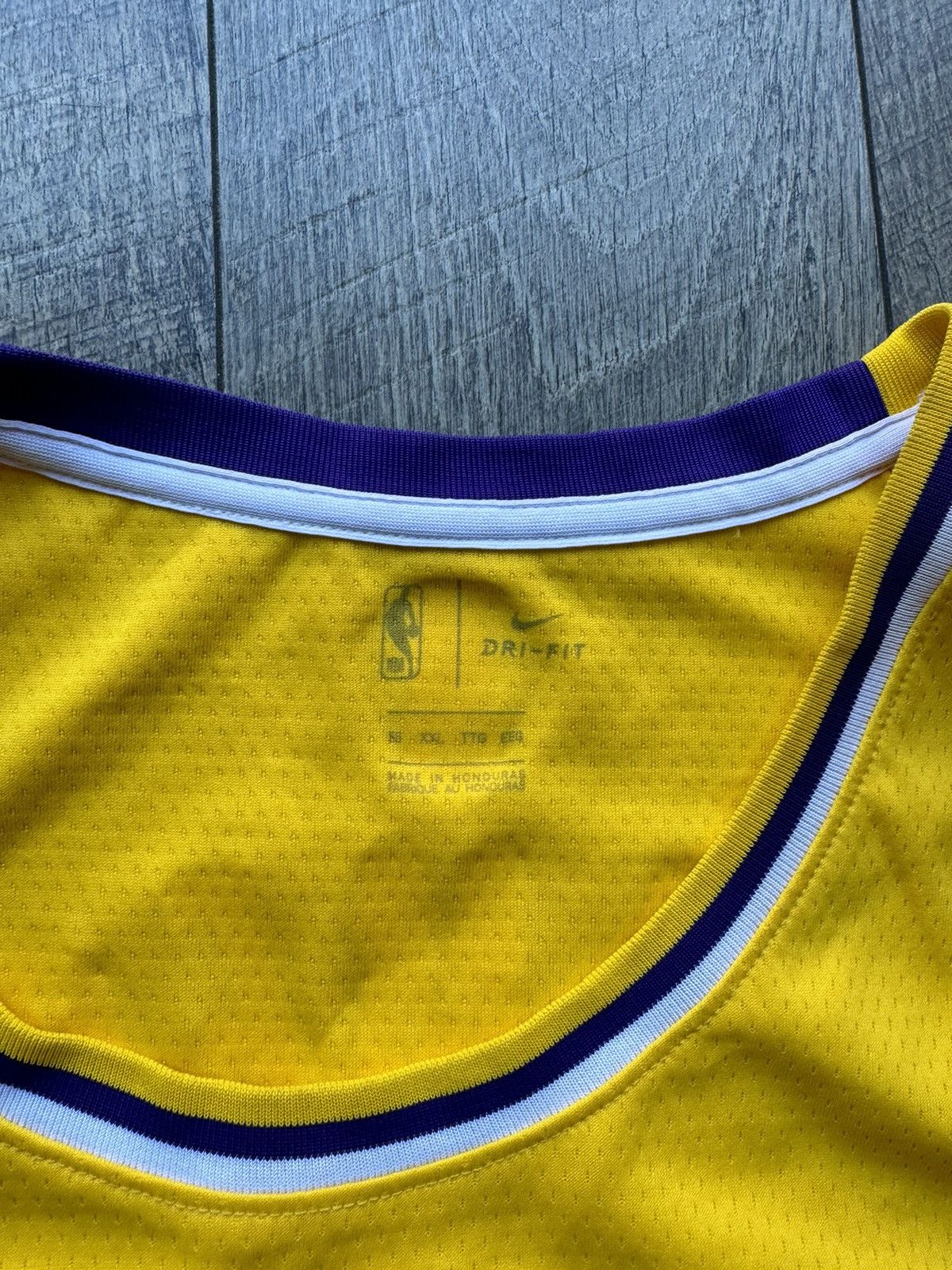 NBA × Nike Nike LeBron James LA Lakers NBA Swingman Jersey - 56 Size US XXL / EU 58 / 5 - 6 Thumbnail