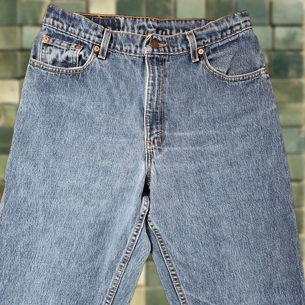 Levi's VINTAGE Levi's Jeans Women 13 Juniors 550 Relaxed Fit Tapered High Waist Blue 80s 90s USA Mens Women Girls Size 34" / US 12 / IT 48 - 1 Thumbnail