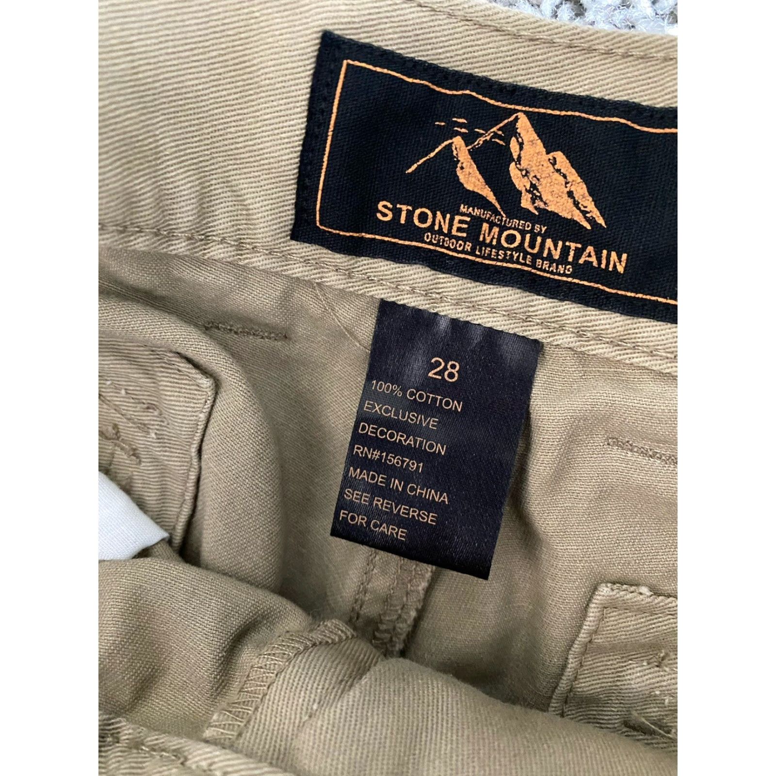 Vintage NWT Stone Mountain Cargo Shorts Men’s 28 Khaki Beige Beige Casual Workwear Travel MSRP 9.99 Size US 28 / EU 44 - 6 Thumbnail