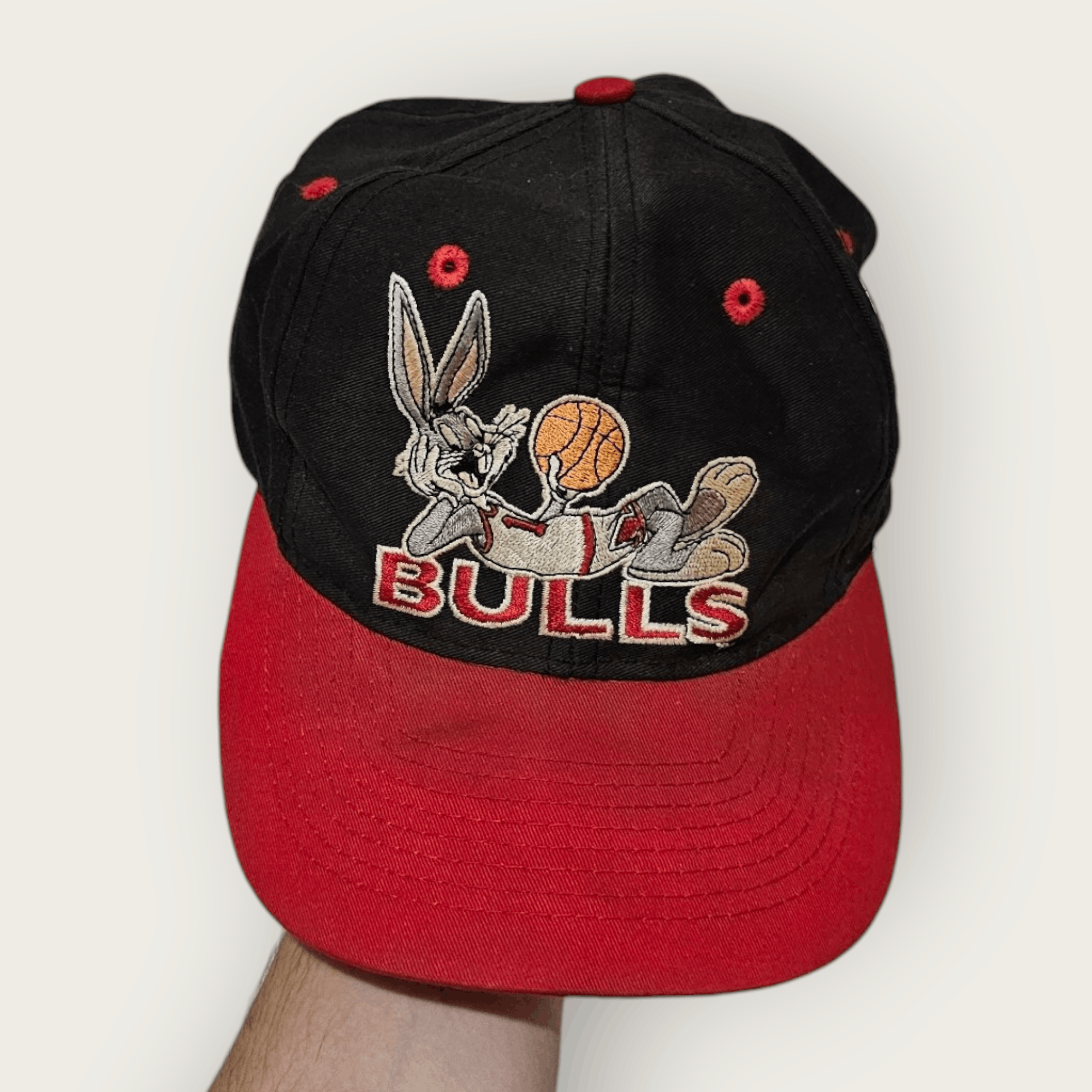 Logo 7 Bugs Bunny 90's Chicago Bulls Logo 7 Hat Size ONE SIZE - 2 Thumbnail