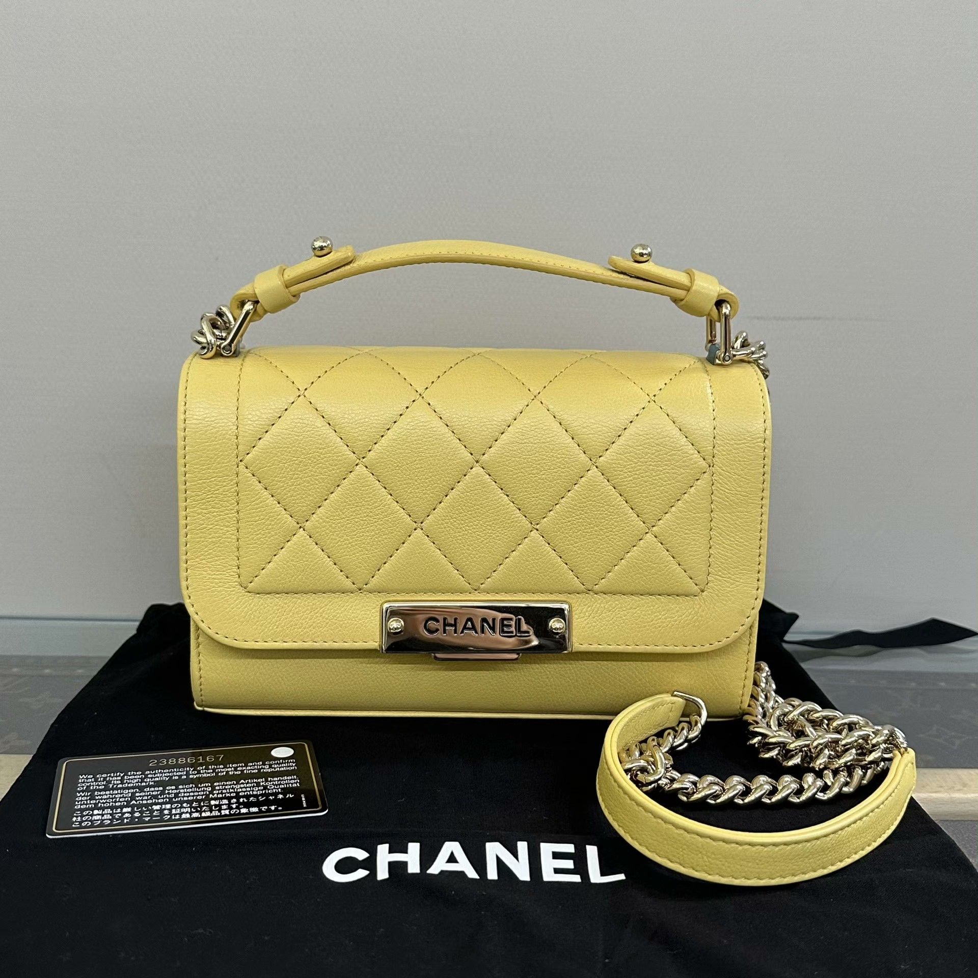 Chanel Pre-loved Bag Very good condition Size ONE SIZE - 1 Thumbnail