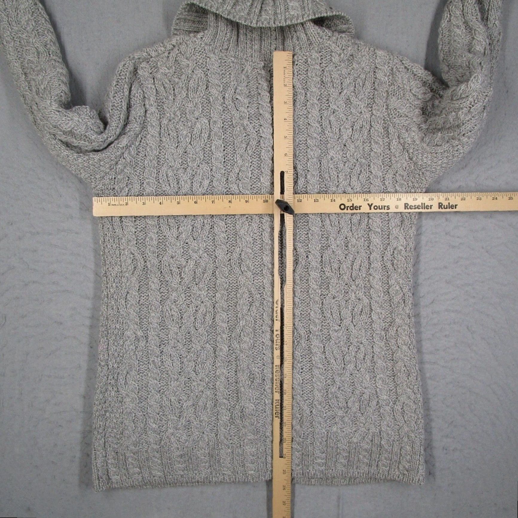 Vintage Aran Crafts Cardigan Sweater Gray Wool Cable-Knit Shawl Collar Ireland S Women Long Sleeve Buttoned Pockets All Seasons Vintage: No Size S / US 4 / IT 40 - 5 Thumbnail