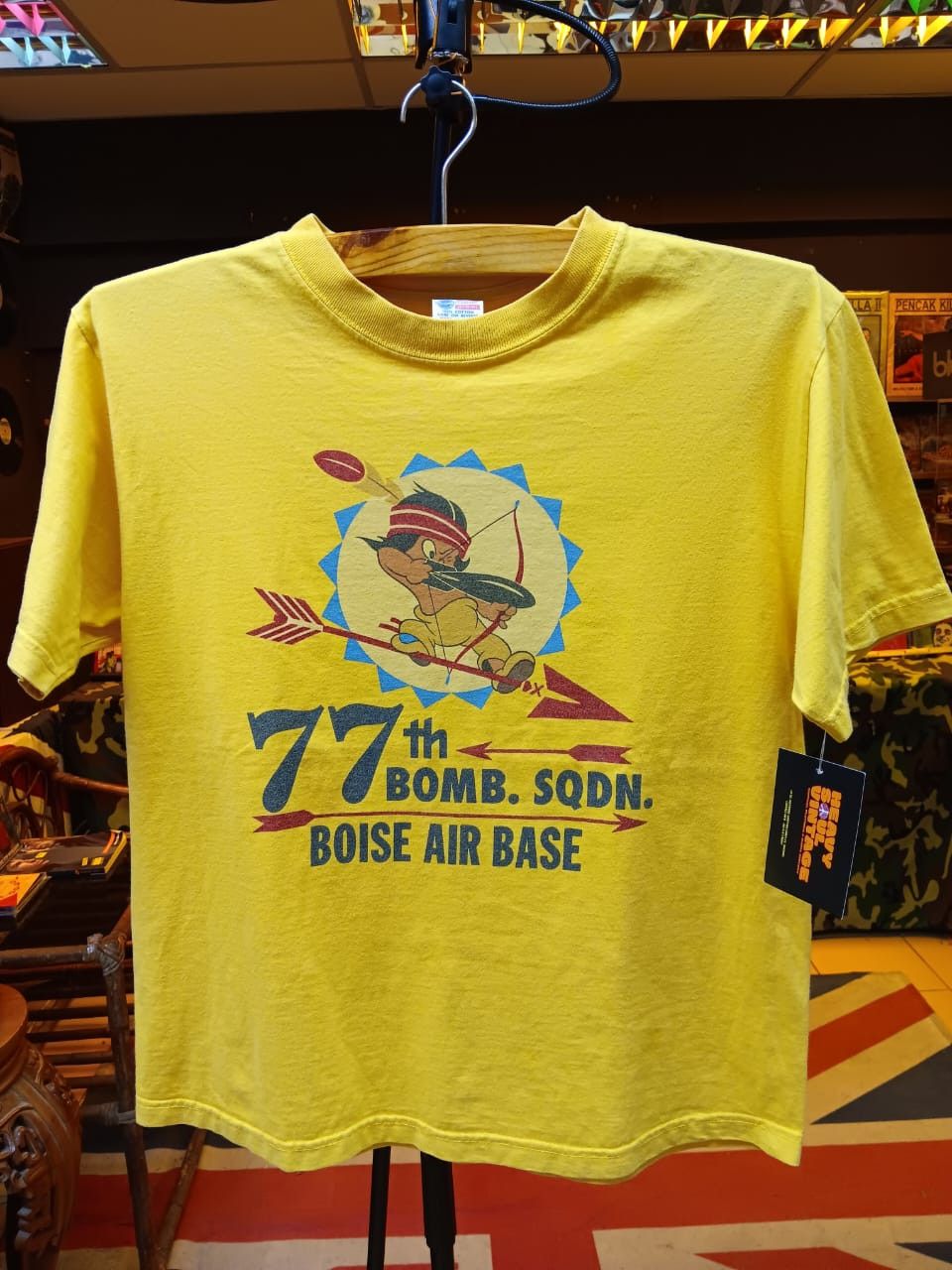 Vintage VINTAGE ROBERT WILLIAMS MAGNITUDE X GUNS N ROSES ART T