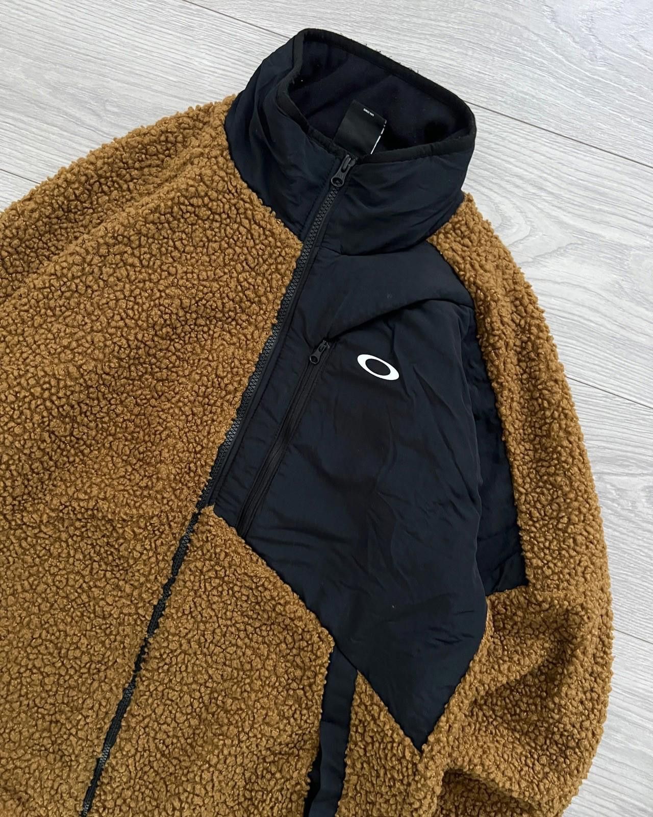 Oakley Oakley Nylon Panelled Technical Fleece Jacket Size L Size US L / EU 52-54 / 3 - 4 Thumbnail