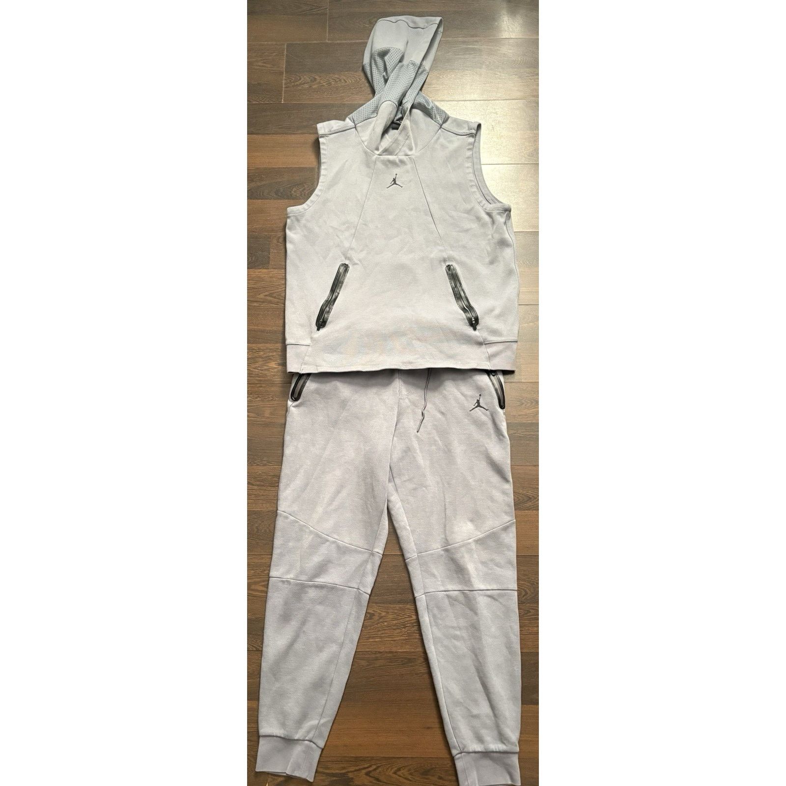 Nike Rare NIKE AIR JORDAN Jogging Suit SLEEVELESS JUMPMAN Sz L Size US L / EU 52-54 / 3 - 1 Thumbnail