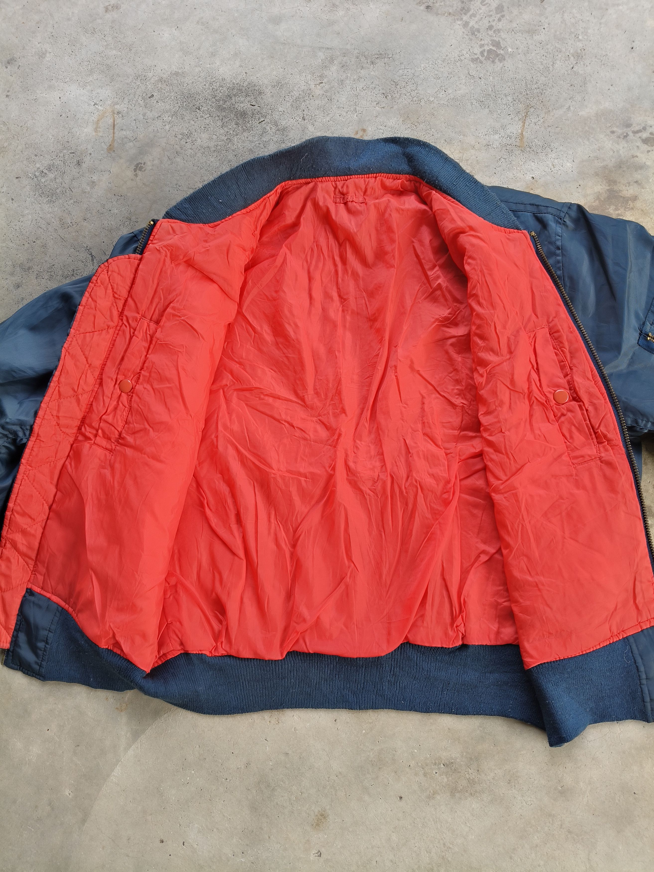 Vintage Air Force Bomber Jacket Size US L / EU 52-54 / 3 - 8 Thumbnail
