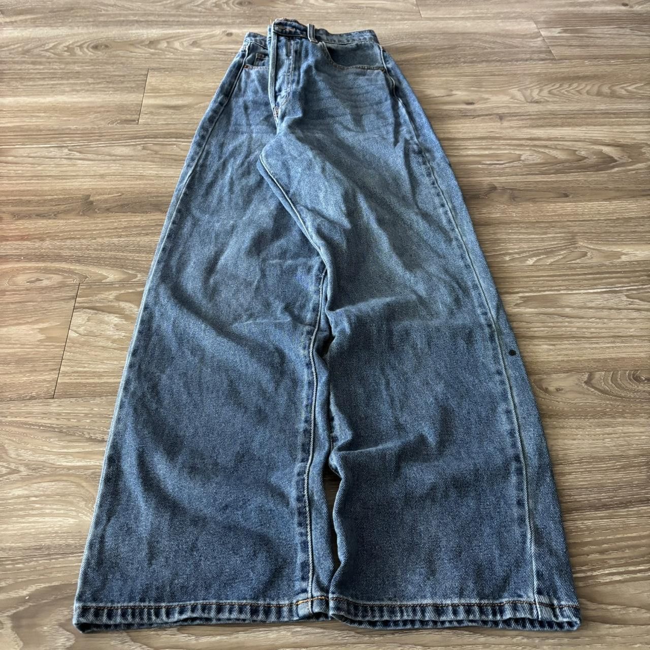 Japanese Brand Crazy Vintage Y2K/2000s Grunge Medium Wash Essential Denim Jeans! 30x31 Size US 30 / EU 46 - 3 Thumbnail
