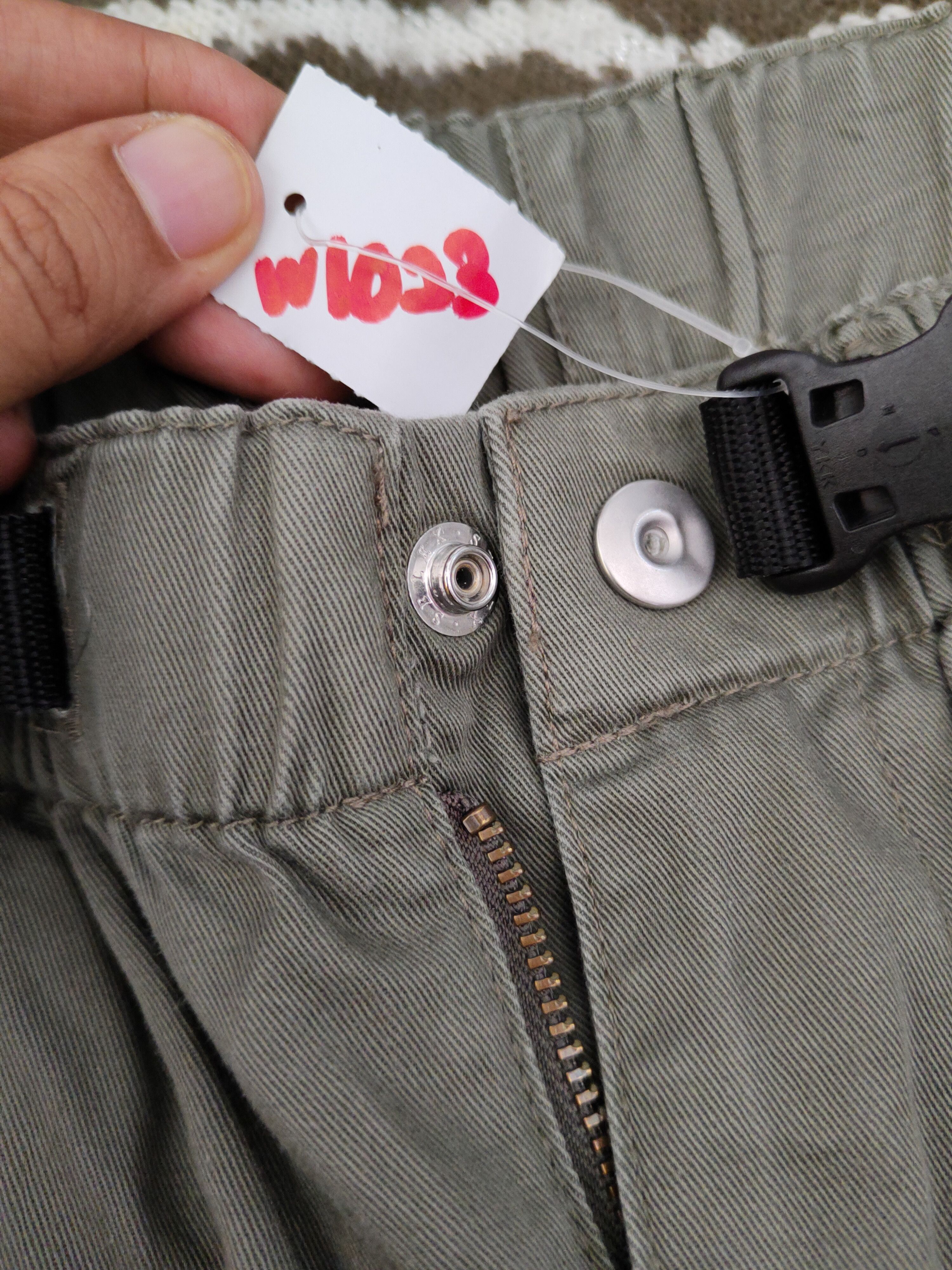 Japanese Brand Uniqlo Green Multipocket Tactical Cargo Pants #W1023 Size US 31 - 16 Thumbnail
