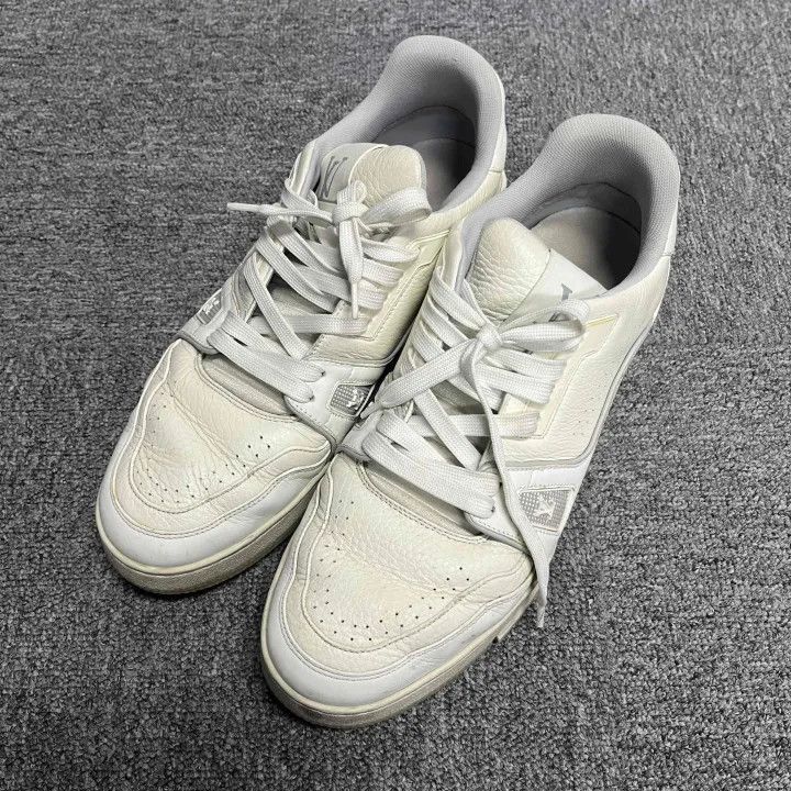 Louis Vuitton Louis Vuitton Trainer White Low-Top Fashion Sneakers -2508 Size US 9.5 / EU 42-43 - 1 Thumbnail