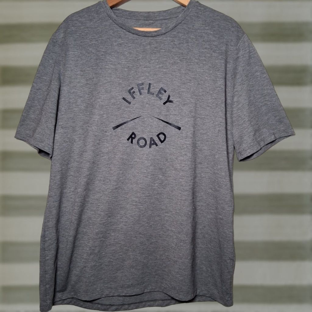Logo 7 Iffley Road T Shirt Men XL Gray Logo Running Athletic Size US XL / EU 56 / 4 - 1 Thumbnail