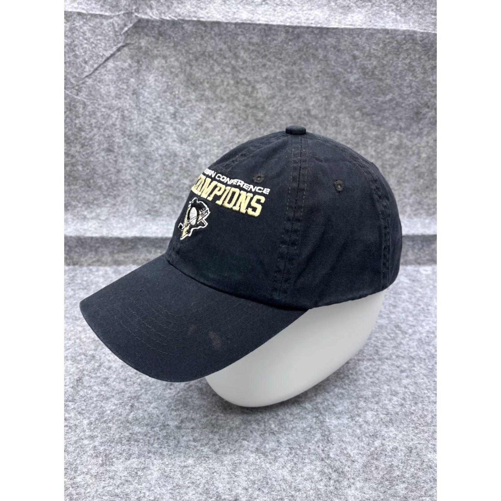 Champion V41 Headwear Pittsburgh Hat Strap Back Adult Black Eastern Conference Champions Penguins 2002 Mens Baseball Cap Black Sports Hockey Pittsburgh Size ONE SIZE - 4 Thumbnail