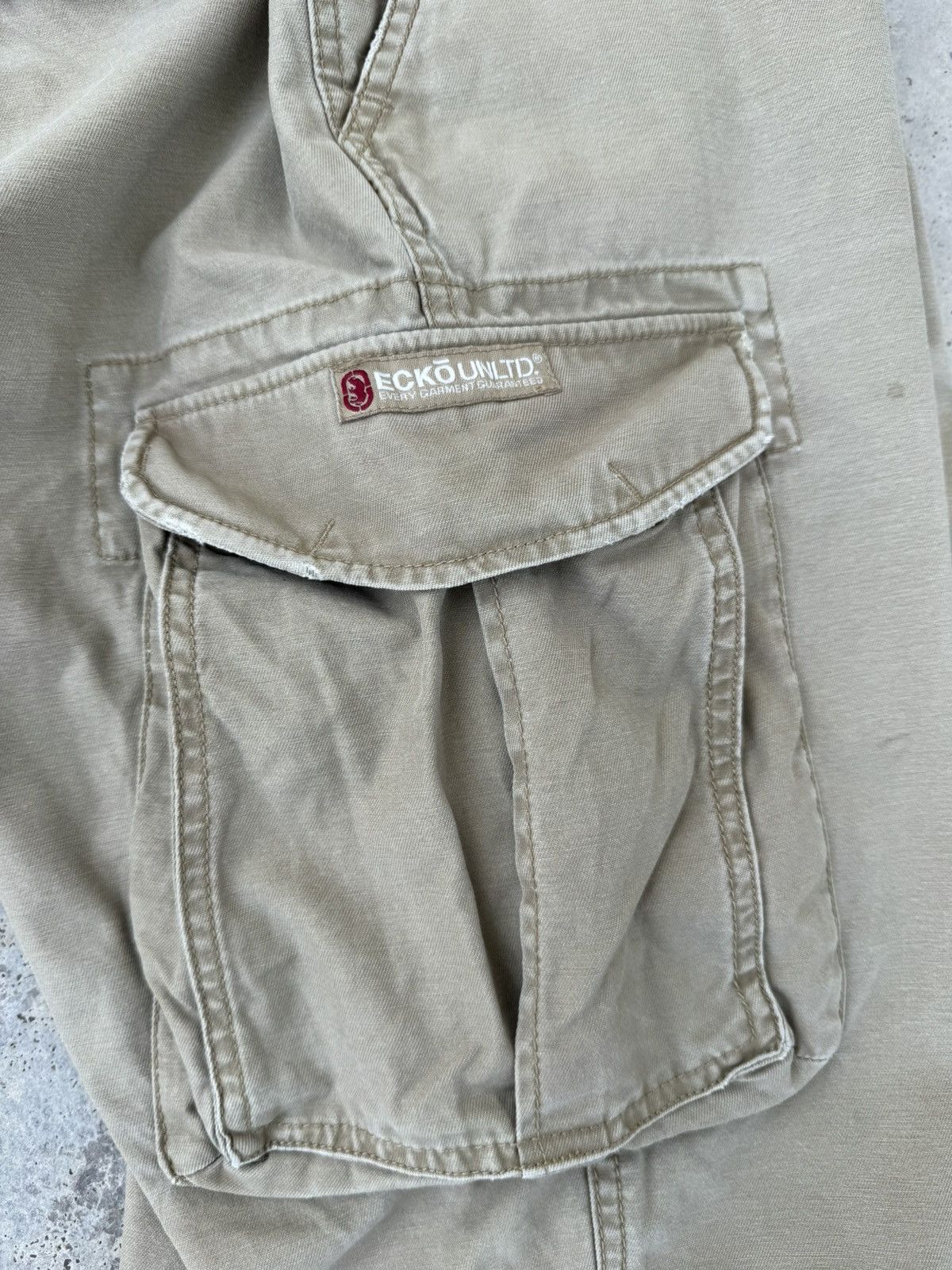 Ecko Unltd. 2000s Ecko Unlimited Multipocket y2k Cargos Short Size US 30 / EU 46 - 6 Thumbnail