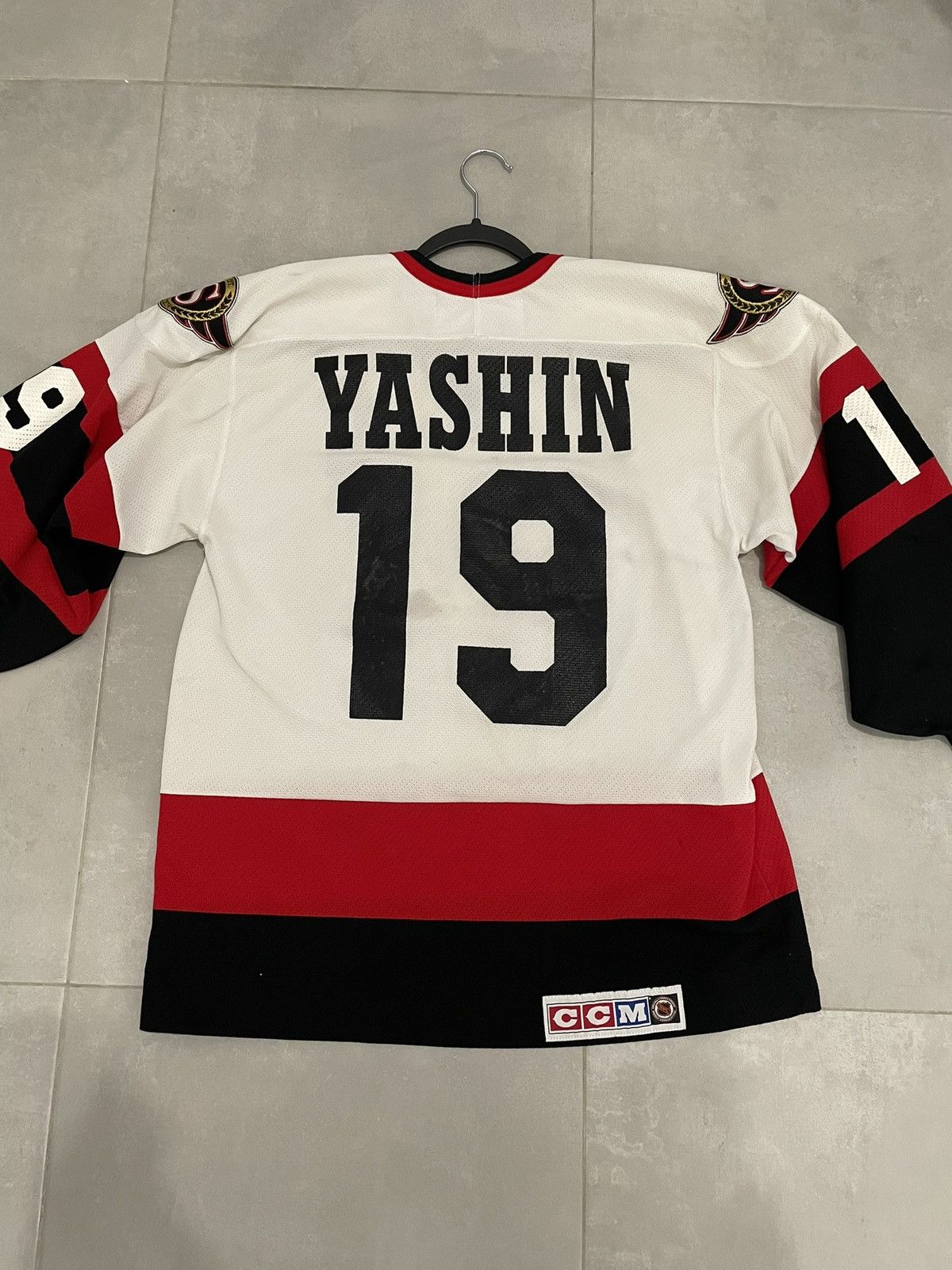 Ccm CCM retro jersey Ottawa Senators nhl Yashin Size US M / EU 48-50 / 2 - 2 Thumbnail