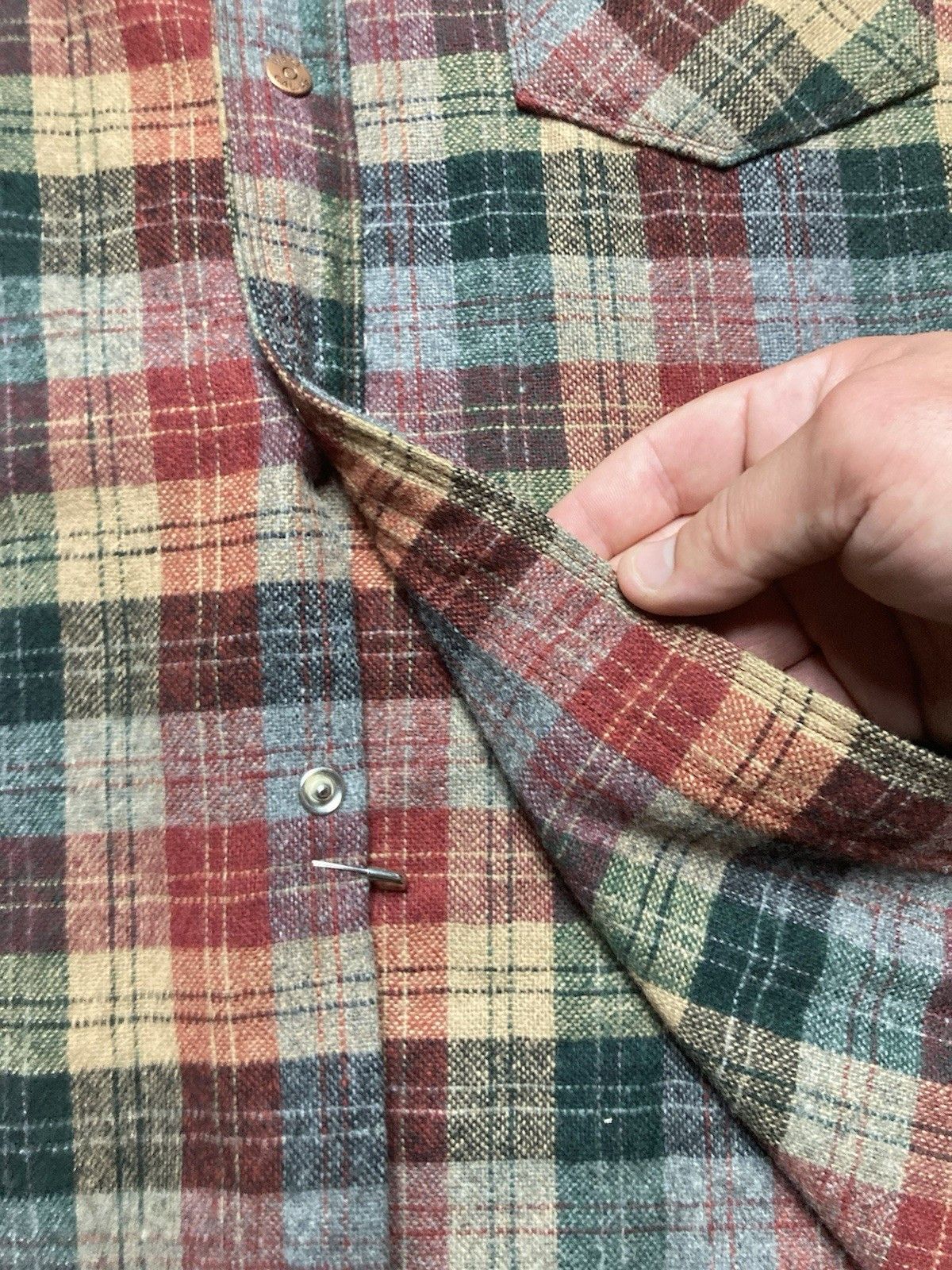 Vintage Vintage 70s shirt snap front wool board shirt plaid medium Size US M / EU 48-50 / 2 - 3 Thumbnail