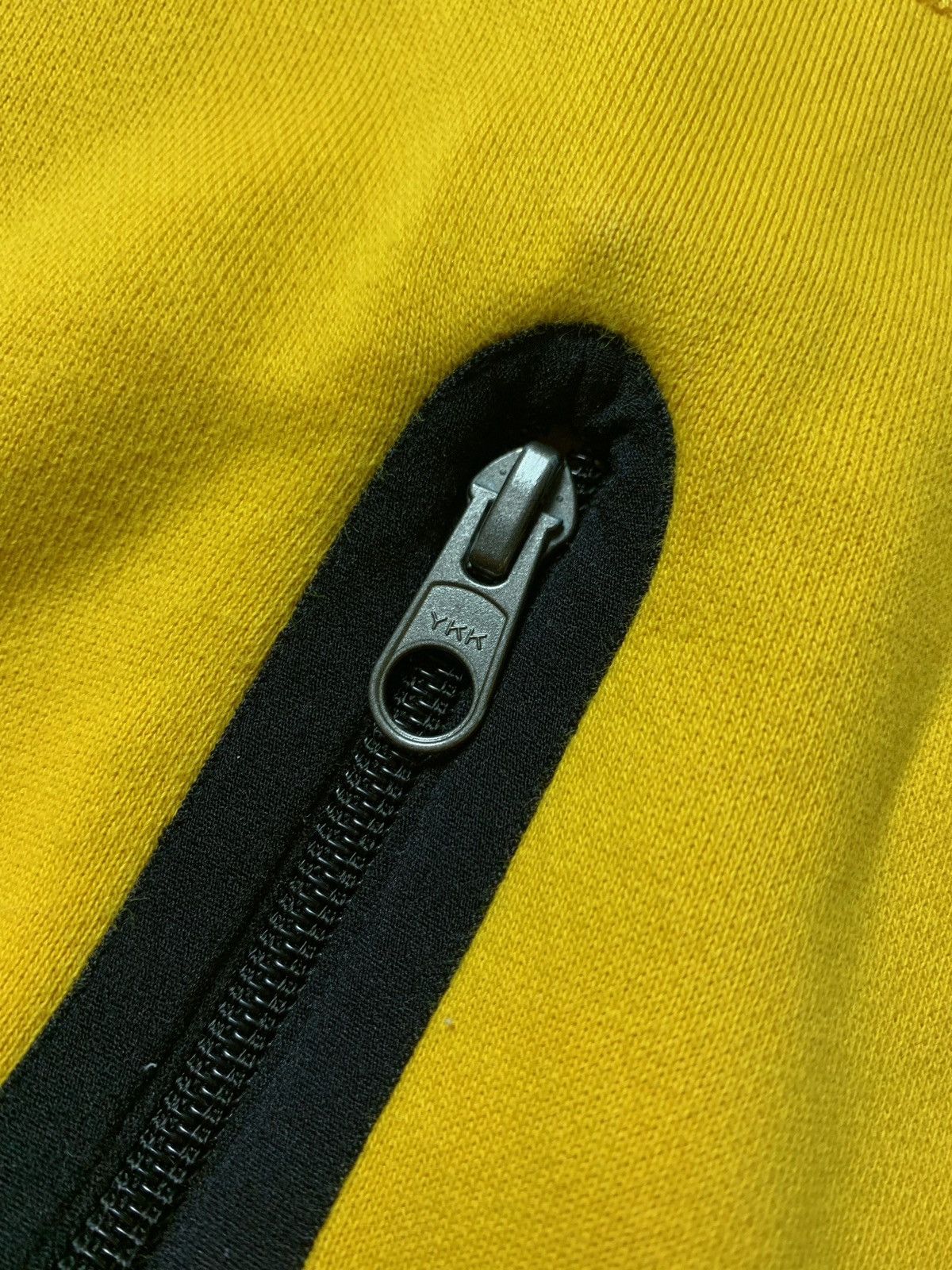 Nike × Vintage Nike vintage sweatshirt rare logo yellow Size Xxl Size US XXL / EU 58 / 5 - 5 Thumbnail