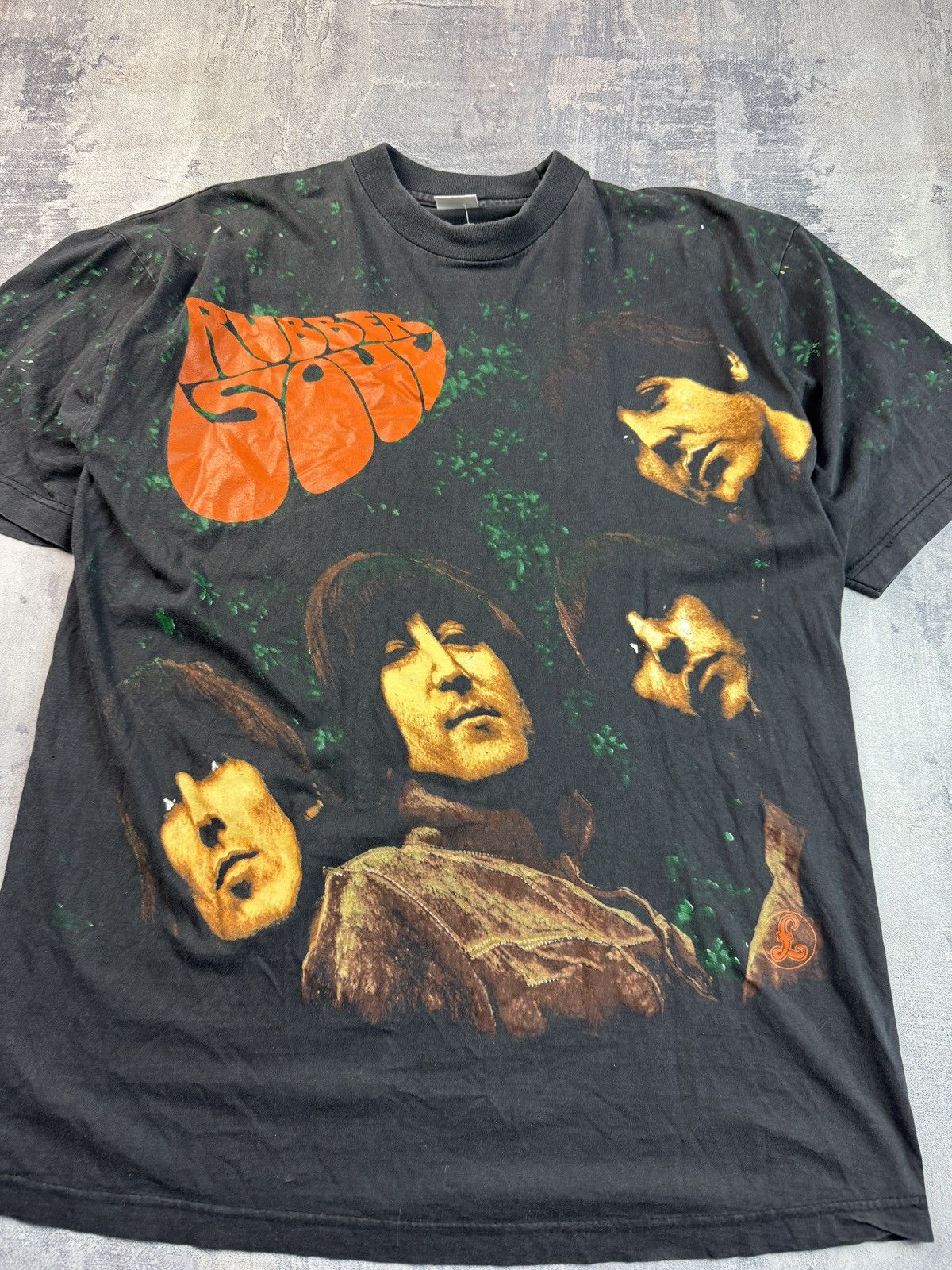 Band Tees Vintage 90s The Beatles "Rubber Soul" AOP T-Shirt Size US XL / EU 56 / 4 - 2 Thumbnail