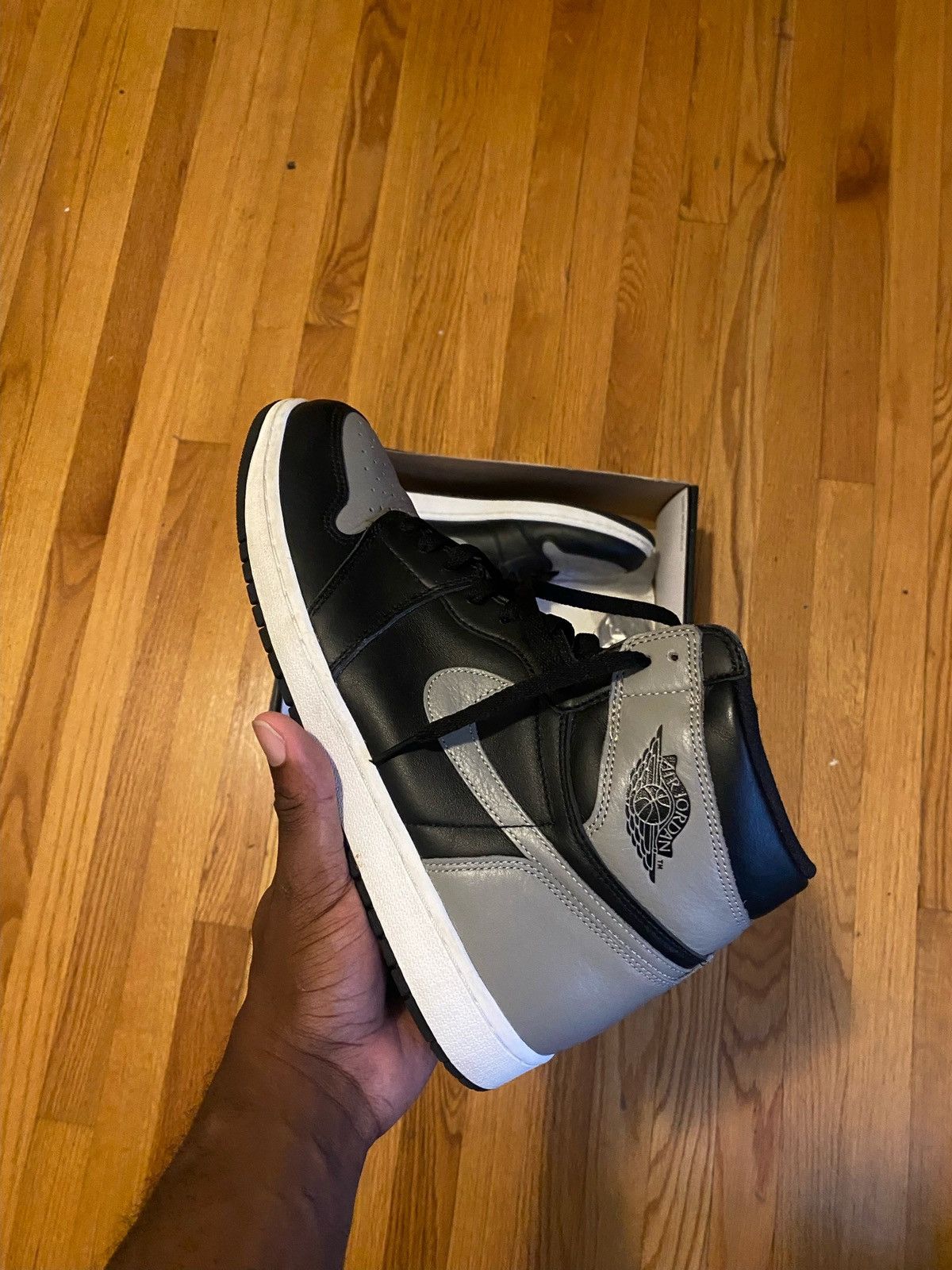 Jordan Brand Air Jordan 1 Retro High “Shadow” Size US 13 / EU 46 - 2 Thumbnail