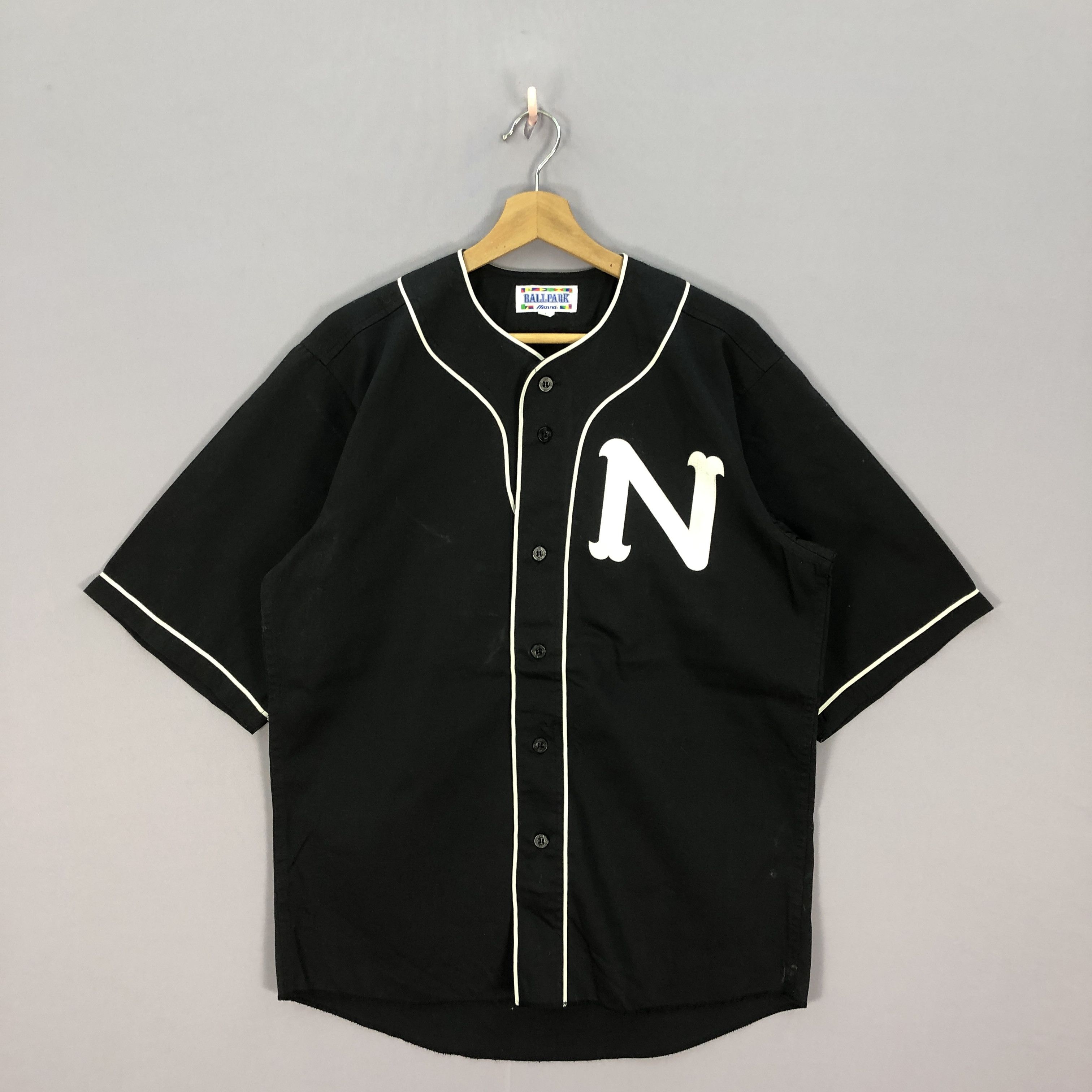 Japanese Brand Vintage Mizuno Baseball T Shirt Size US L / EU 52-54 / 3 - 1 Thumbnail