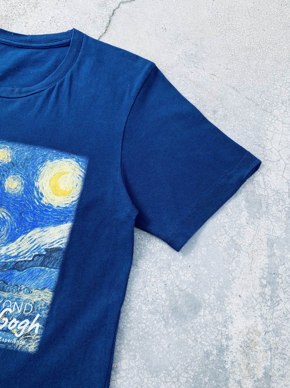 Vintage Vintage Y2k Beyond Van Gogs Art Tees Size US S / EU 44-46 / 1 - 6 Thumbnail