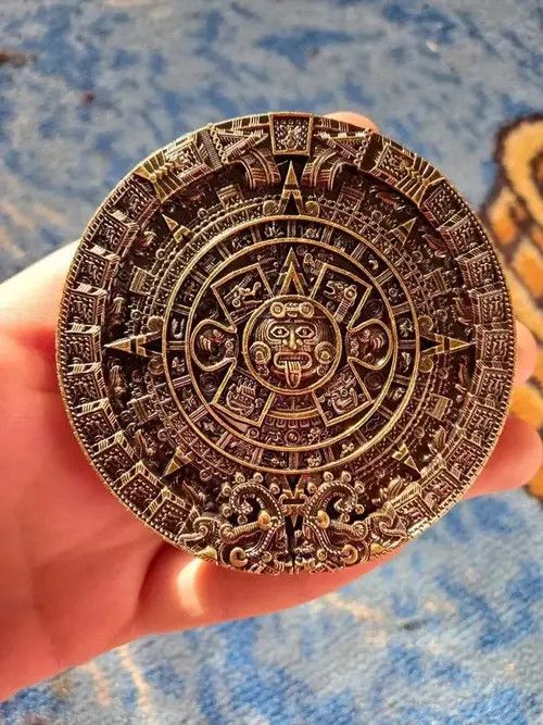 Japanese Brand × Vintage Aztec Solar Calendar Belt Buckle ( no belt ) Size ONE SIZE - 4 Thumbnail